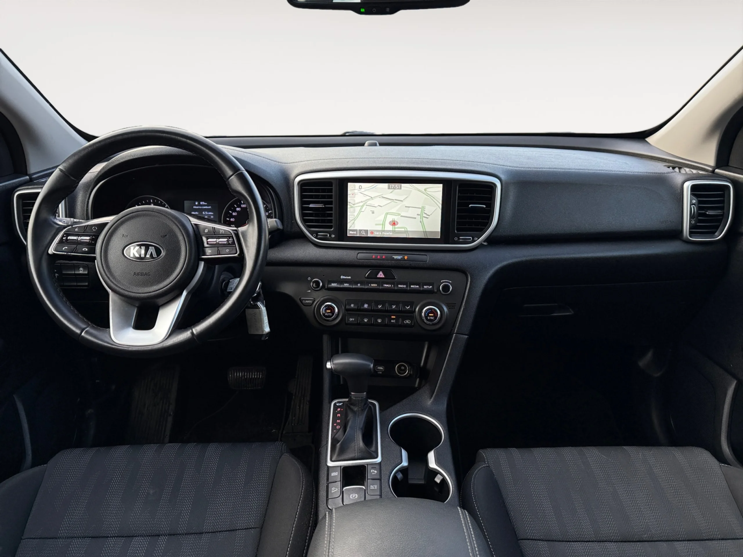 KIA SPORTAGE 1.6 MHEV BUSINESS DCT 100KW (136CV) 4X2 - Foto 3