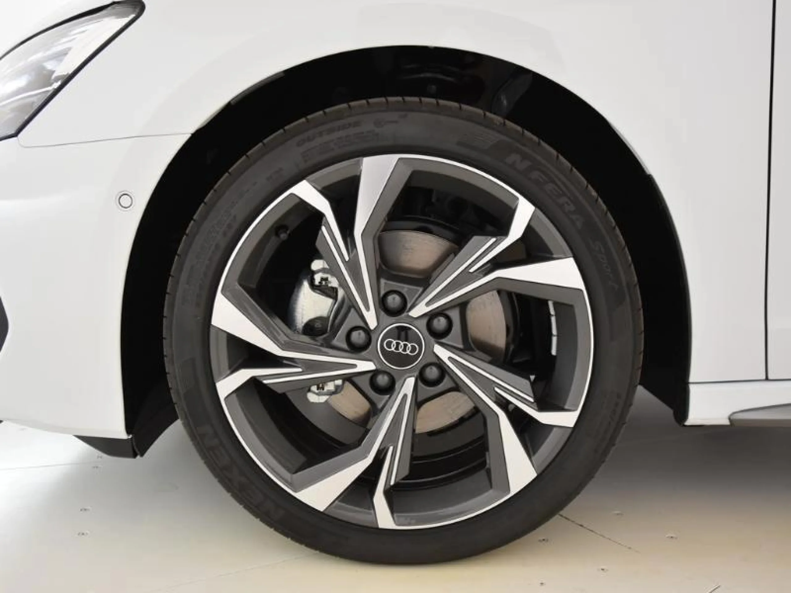 AUDI A3 A3 SALOON S LINE 35 TFSI 150CV S TRONIC - Foto 4