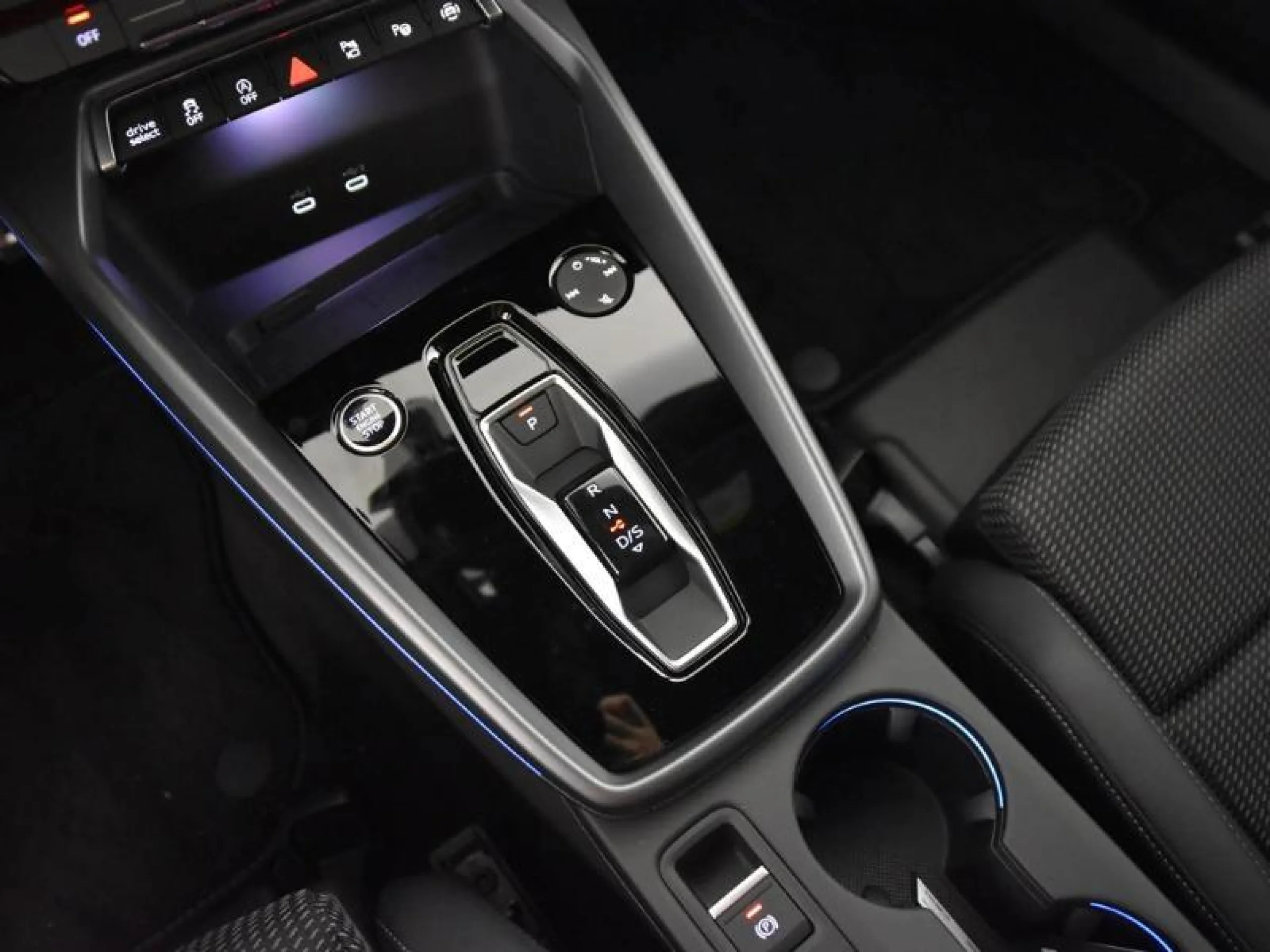 AUDI A3 A3 SALOON S LINE 35 TFSI 150CV S TRONIC - Foto 9