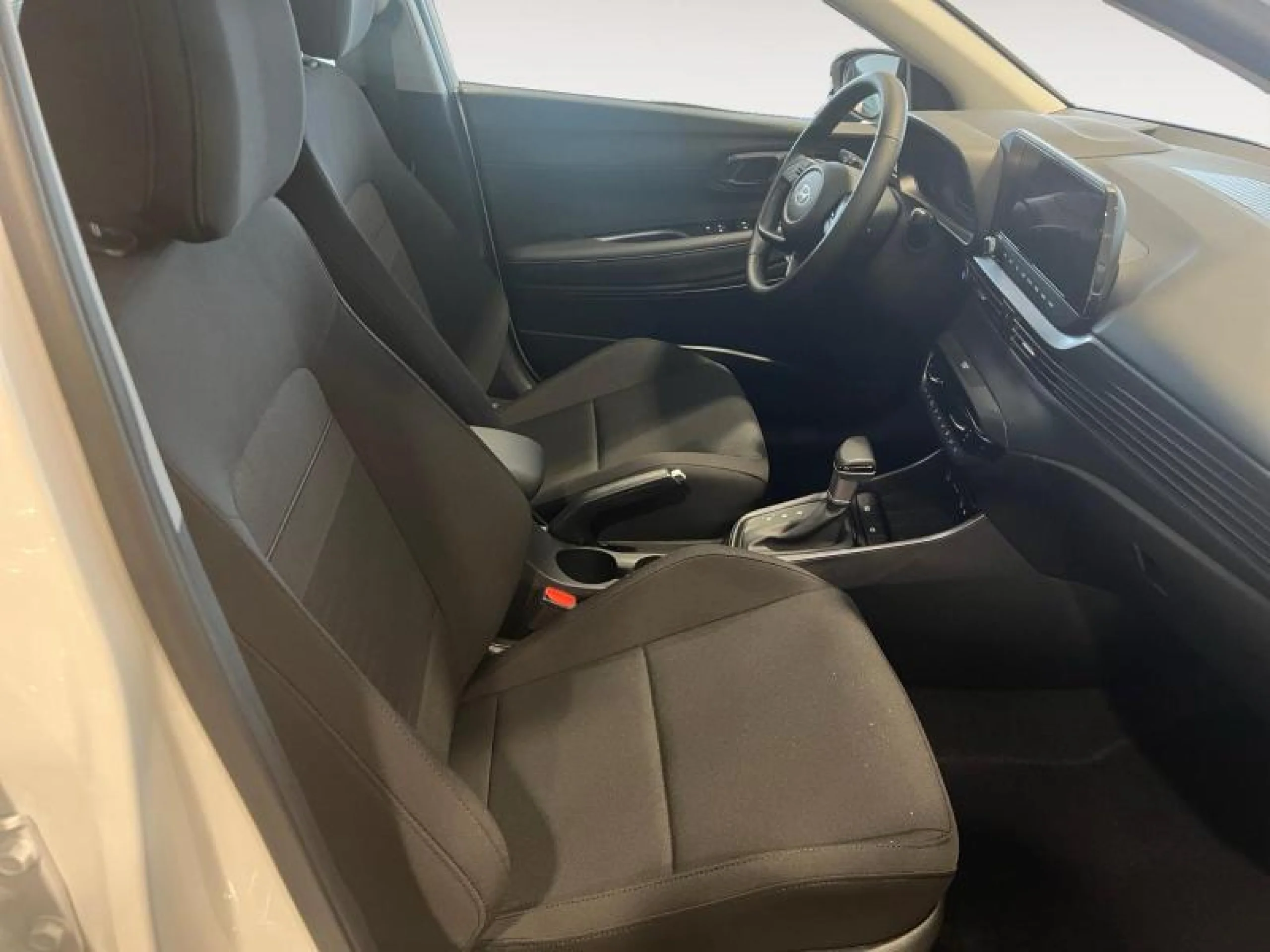 HYUNDAI BAYON 1.0 TGDI 74KW (100CV) 48V TECNO DCT - Foto 7