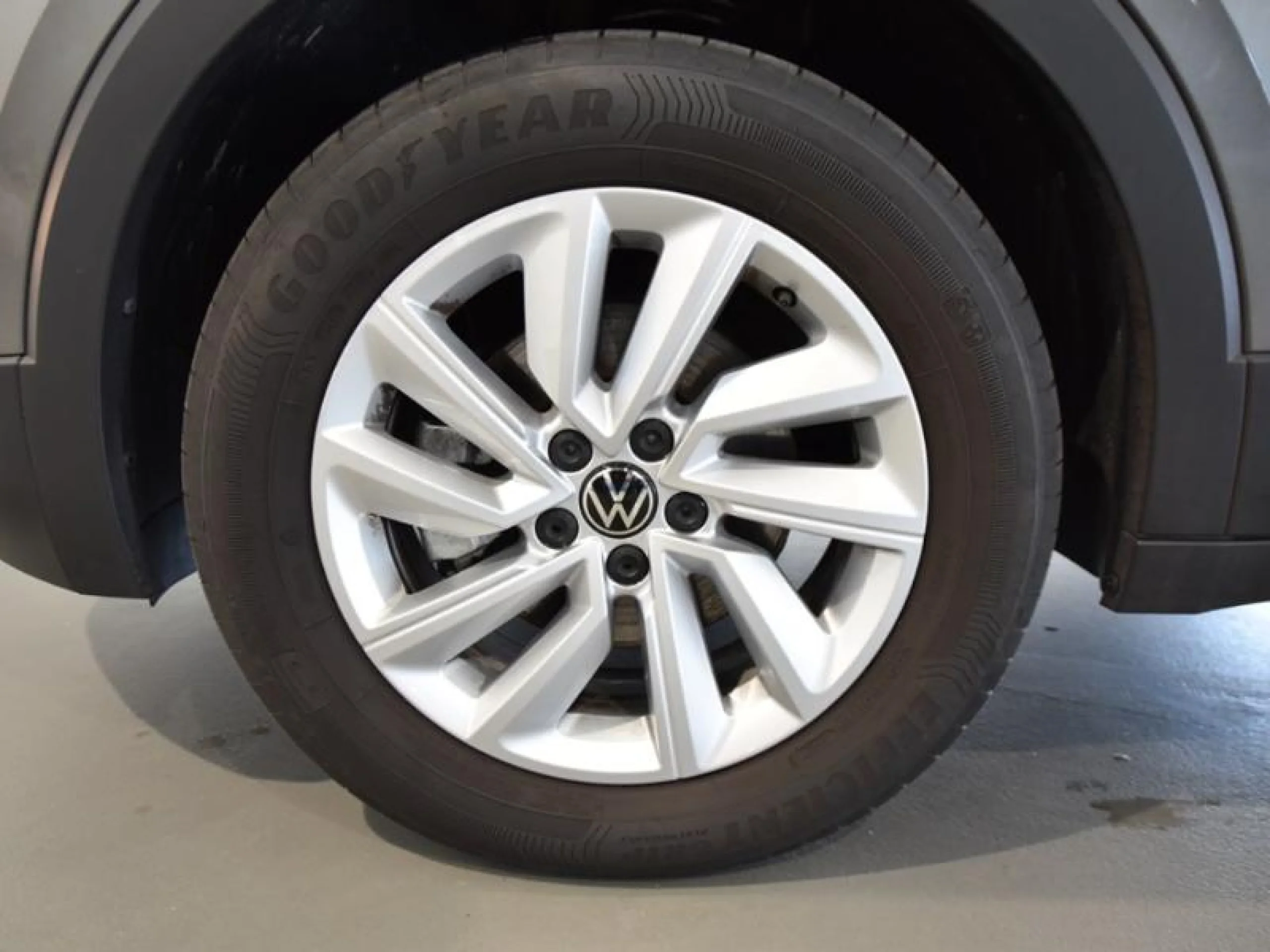 VOLKSWAGEN T CROSS ADVANCE 1.0 TSI 81KW (110CV) DSG - Foto 8