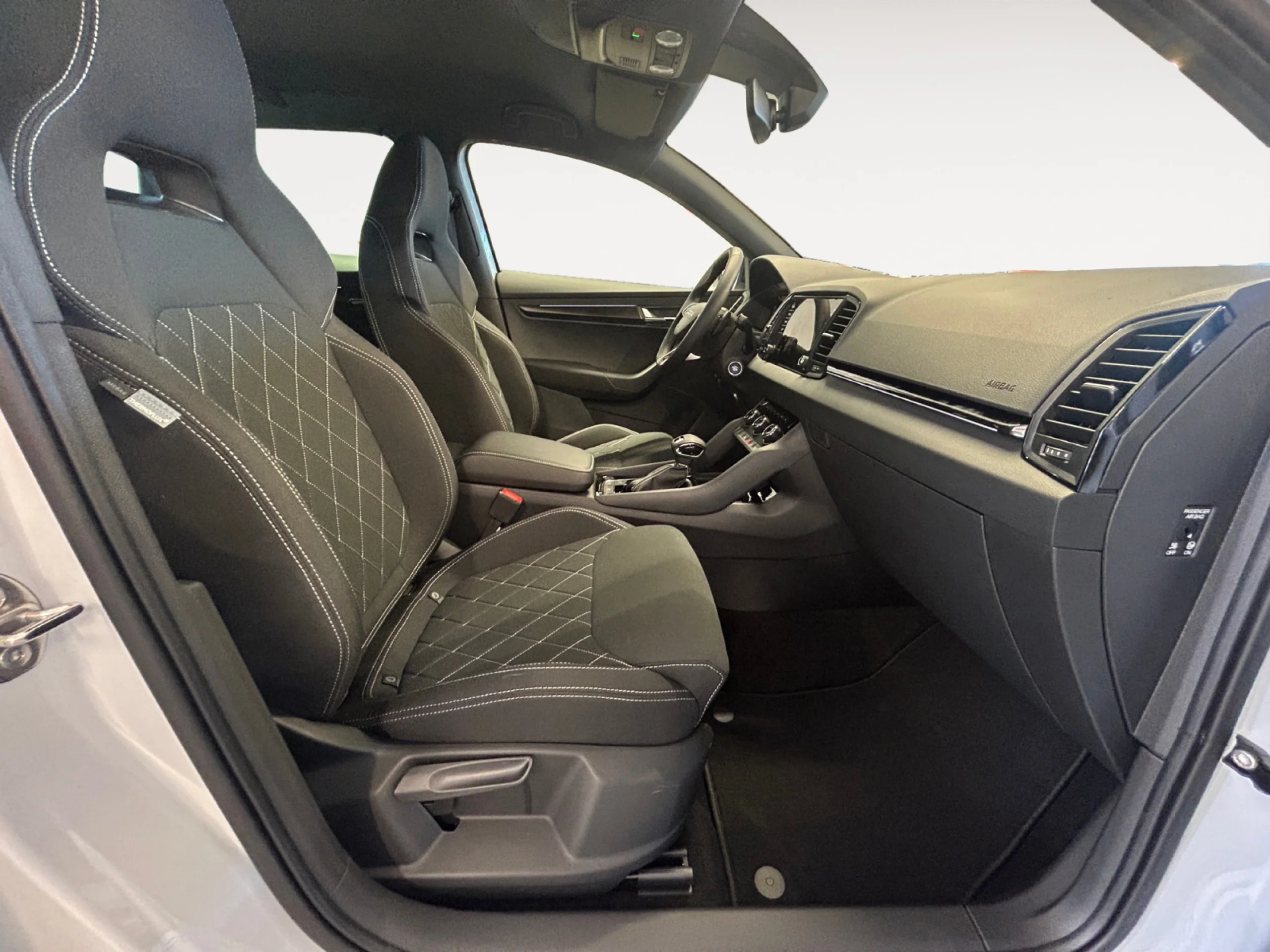 SKODA KAROQ 1.5 TSI 110KW (150CV) DSG ACT SPORTLINE - Foto 5