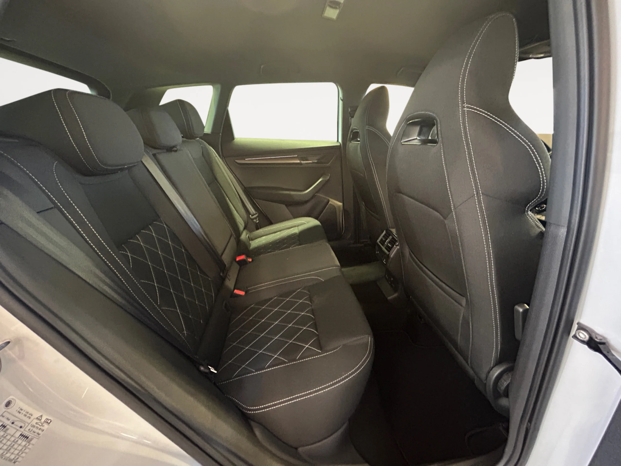 SKODA KAROQ 1.5 TSI 110KW (150CV) DSG ACT SPORTLINE - Foto 6