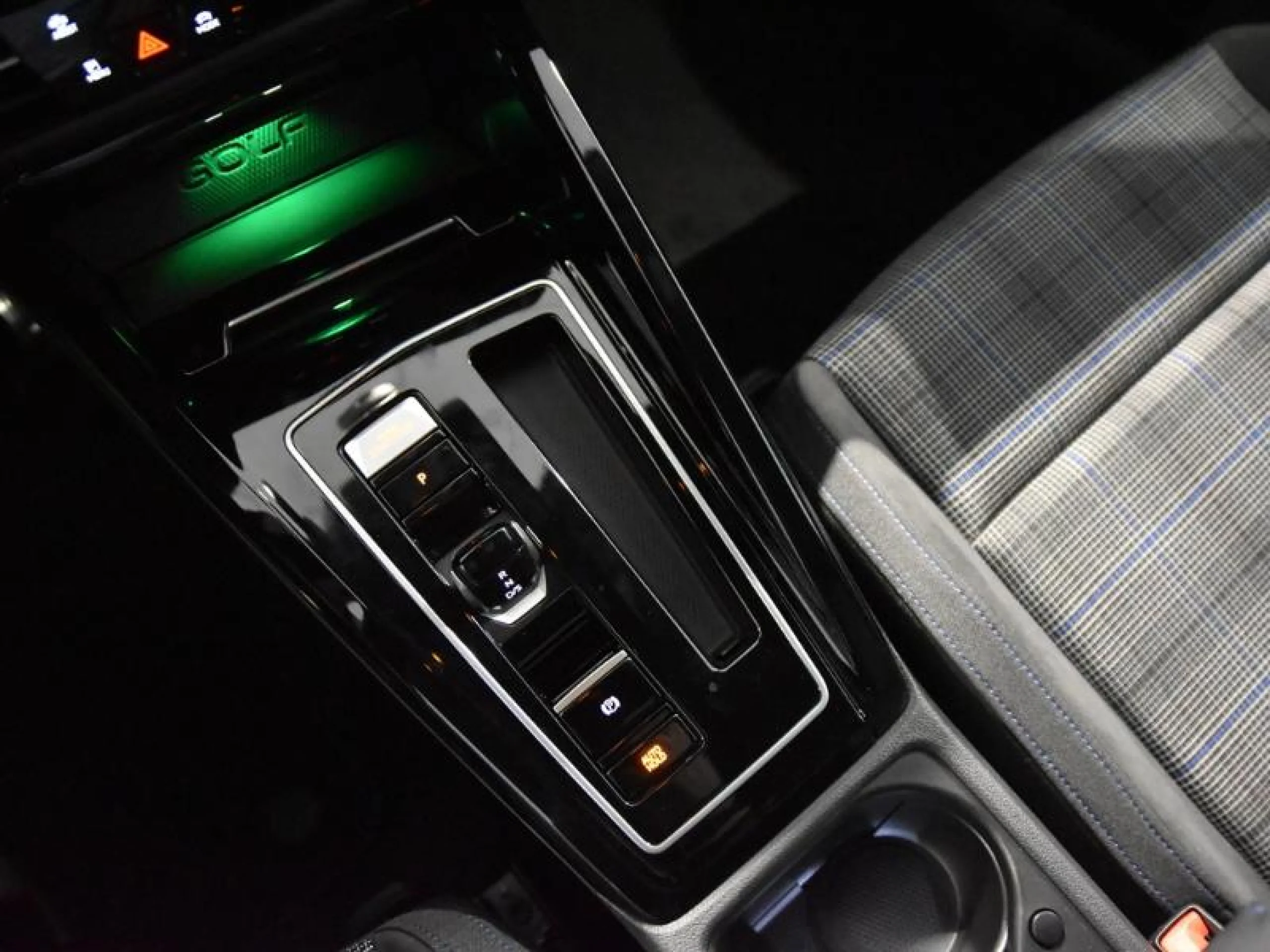 VOLKSWAGEN GOLF GOLF GTE 1.5 TSI 130 KW (177 CV) / 85 KW (115 CV)  AUTOMÁTICO DSG 6 VEL. - Foto 10