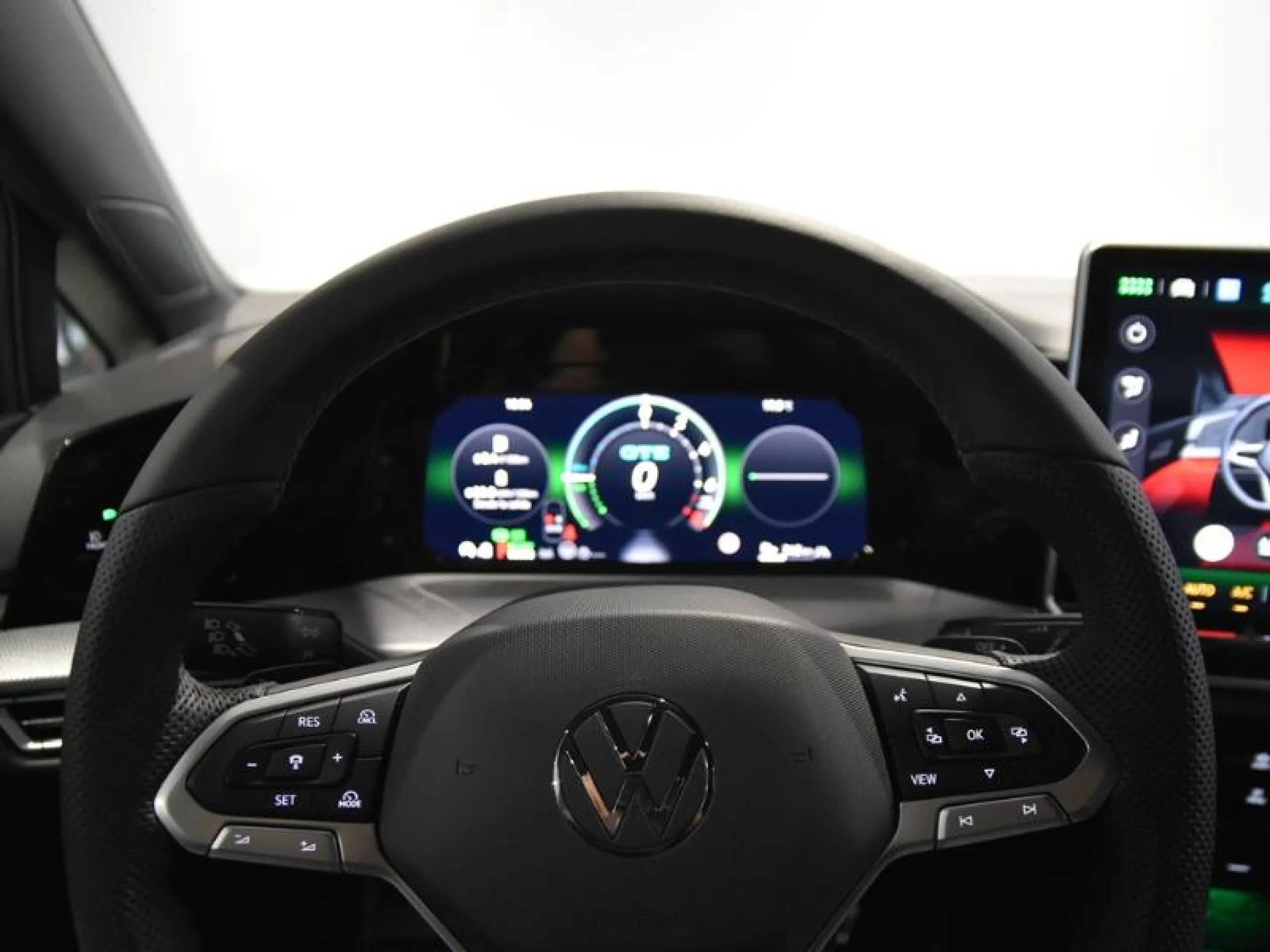 VOLKSWAGEN GOLF GOLF GTE 1.5 TSI 130 KW (177 CV) / 85 KW (115 CV)  AUTOMÁTICO DSG 6 VEL. - Foto 14