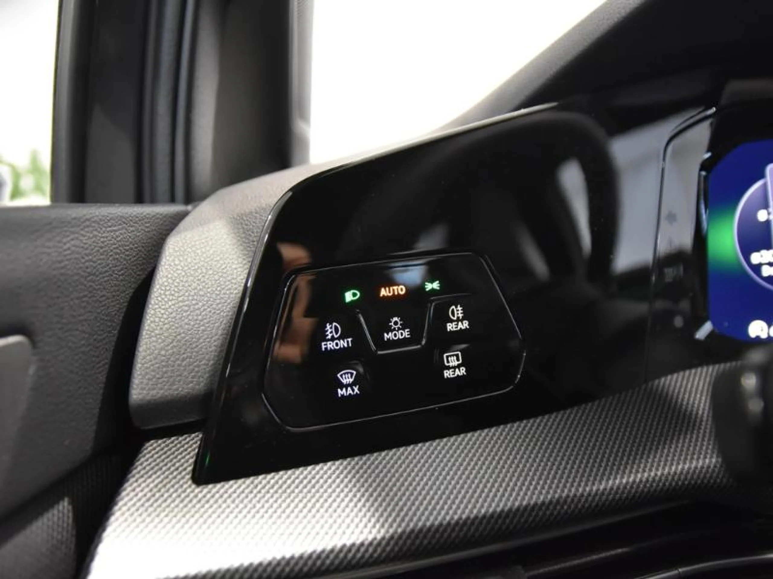 VOLKSWAGEN GOLF GOLF GTE 1.5 TSI 130 KW (177 CV) / 85 KW (115 CV)  AUTOMÁTICO DSG 6 VEL. - Foto 17