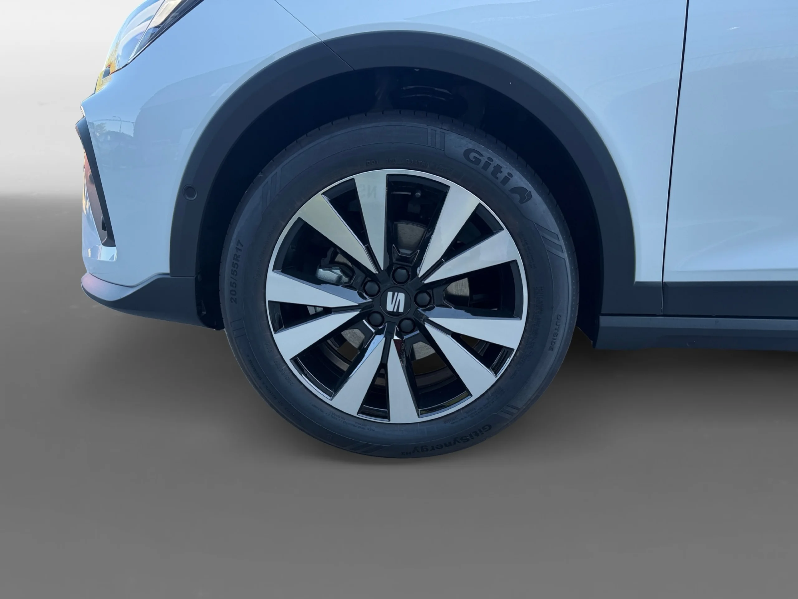 SEAT ARONA 1.0 TSI 85KW (115CV) START&STOP FR+ - Foto 9