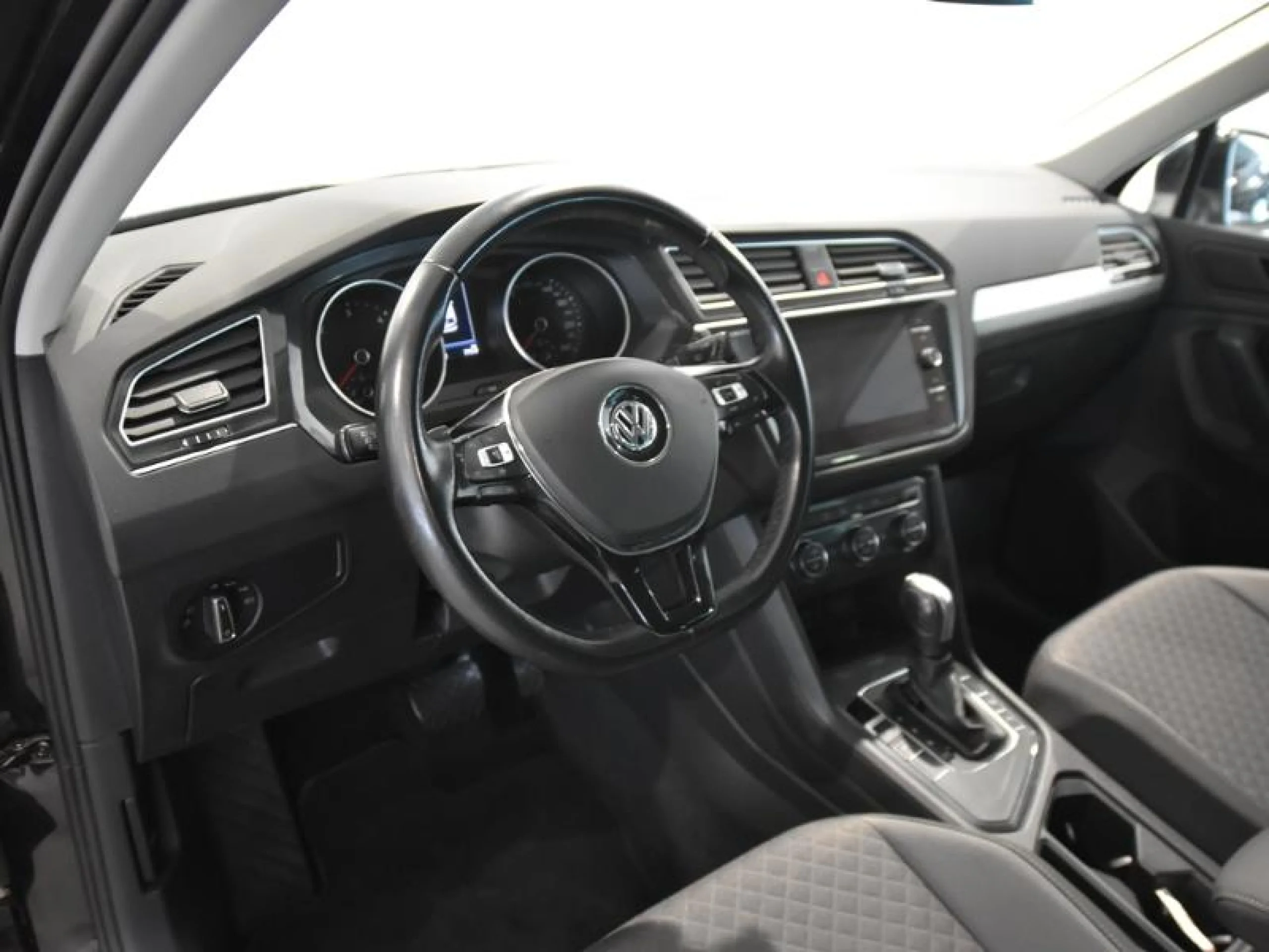 VOLKSWAGEN TIGUAN ADVANCE 2.0 TDI 110KW (150CV) DSG - Foto 9