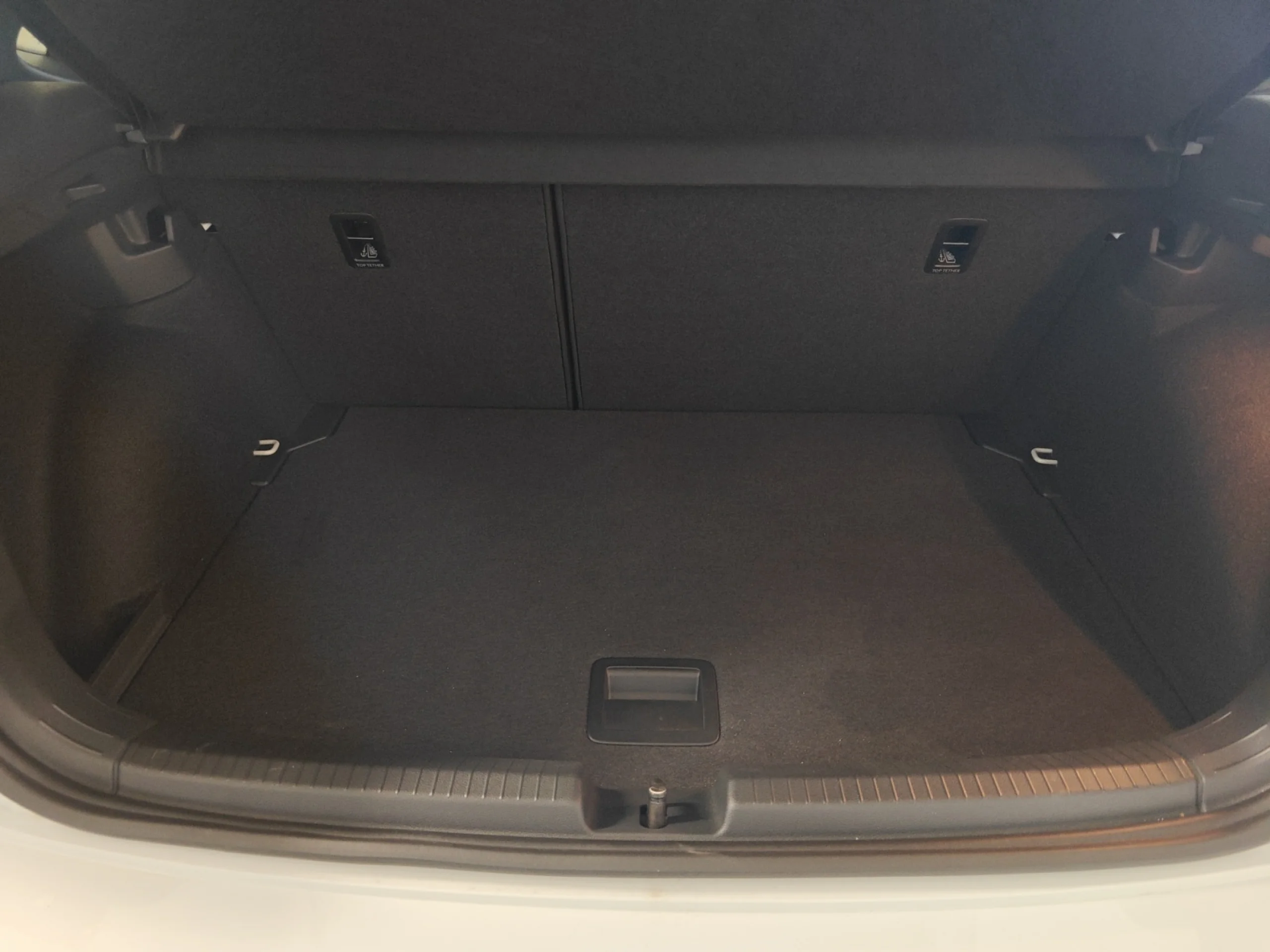 VOLKSWAGEN POLO R LINE 1.0 TSI 81KW (110CV) DSG - Foto 17