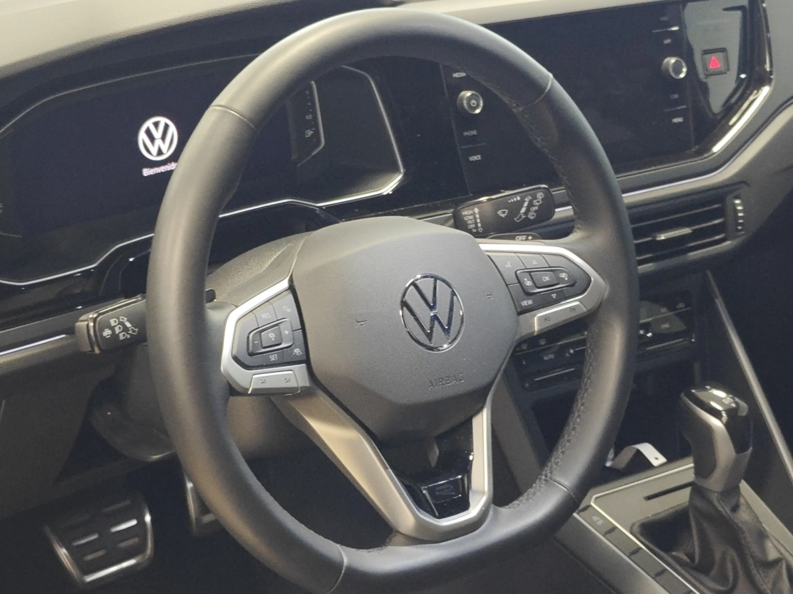 VOLKSWAGEN POLO R LINE 1.0 TSI 81KW (110CV) DSG - Foto 21