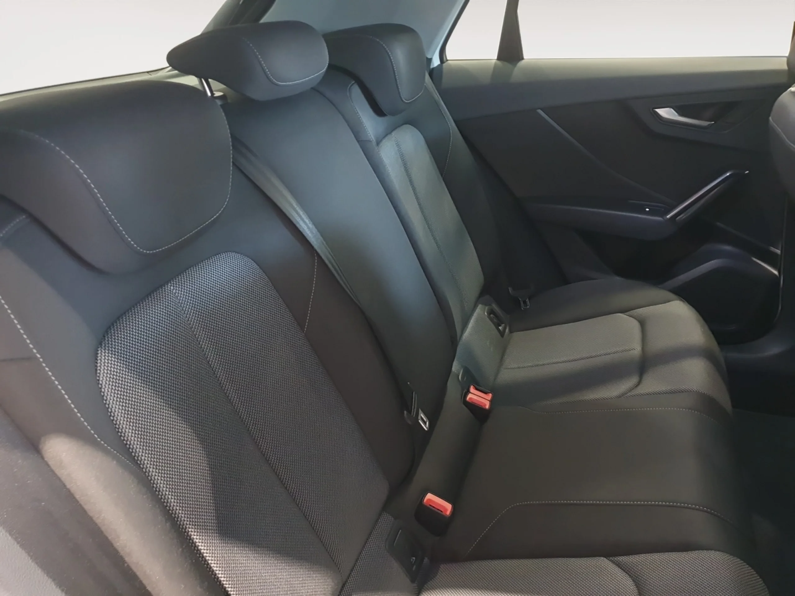 AUDI Q2 SPORT 30 TDI 85KW (116CV) S TRONIC - Foto 8