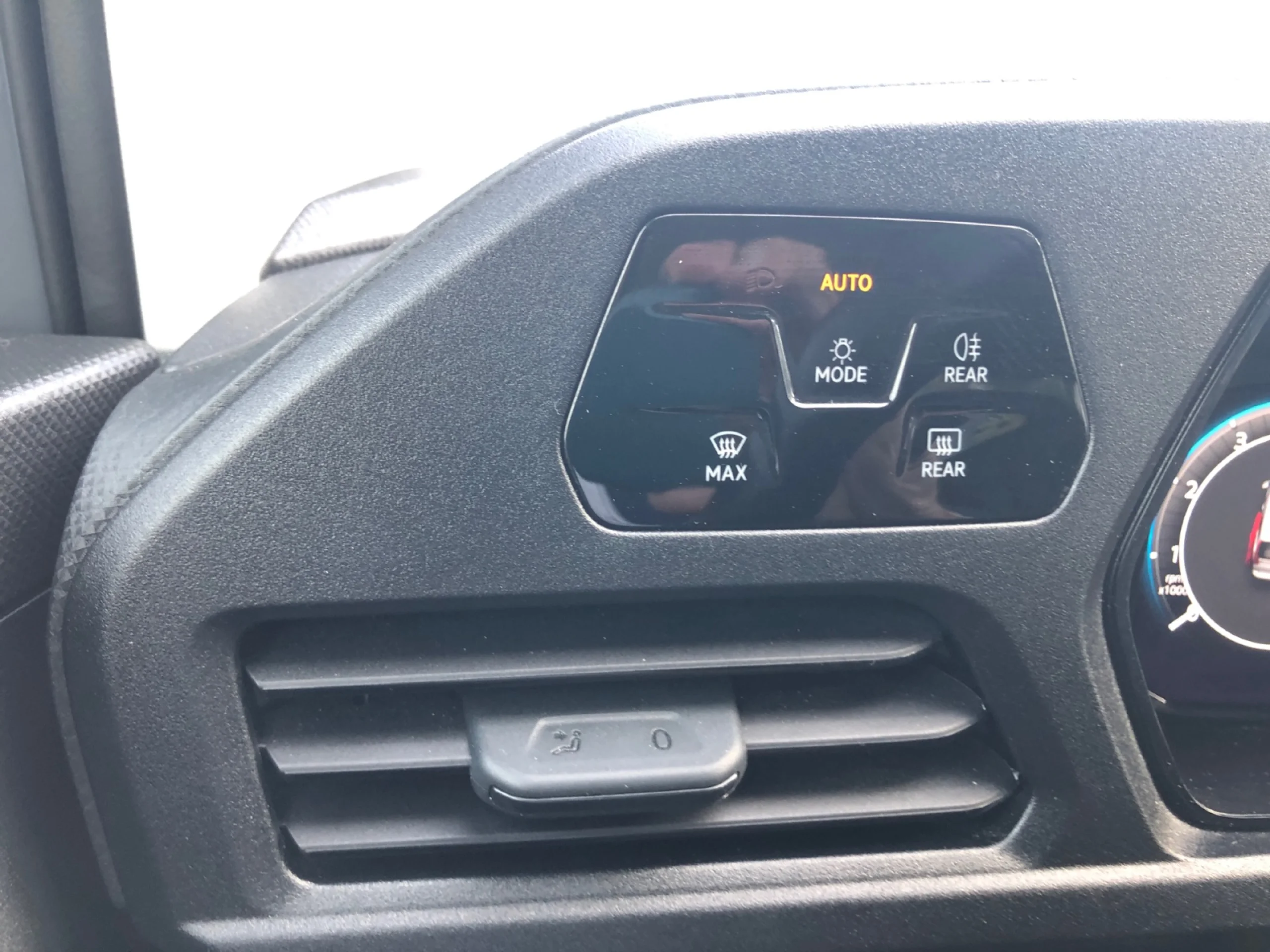 VOLKSWAGEN CADDY CADDY MAXI OUTDOOR 7 ASIENTOS 1.5 TSI 85 KW (116 CV) DSG 7 VEL. 2.350 - Foto 12