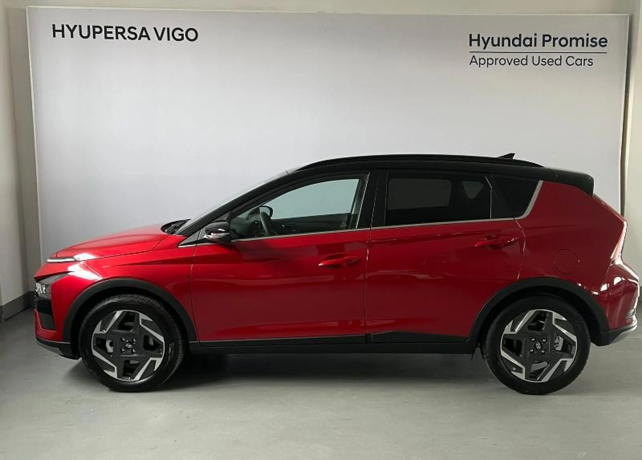 HYUNDAI BAYON 1.0 TGDI 74KW (100CV) 48V TECNO DCT - Foto 2