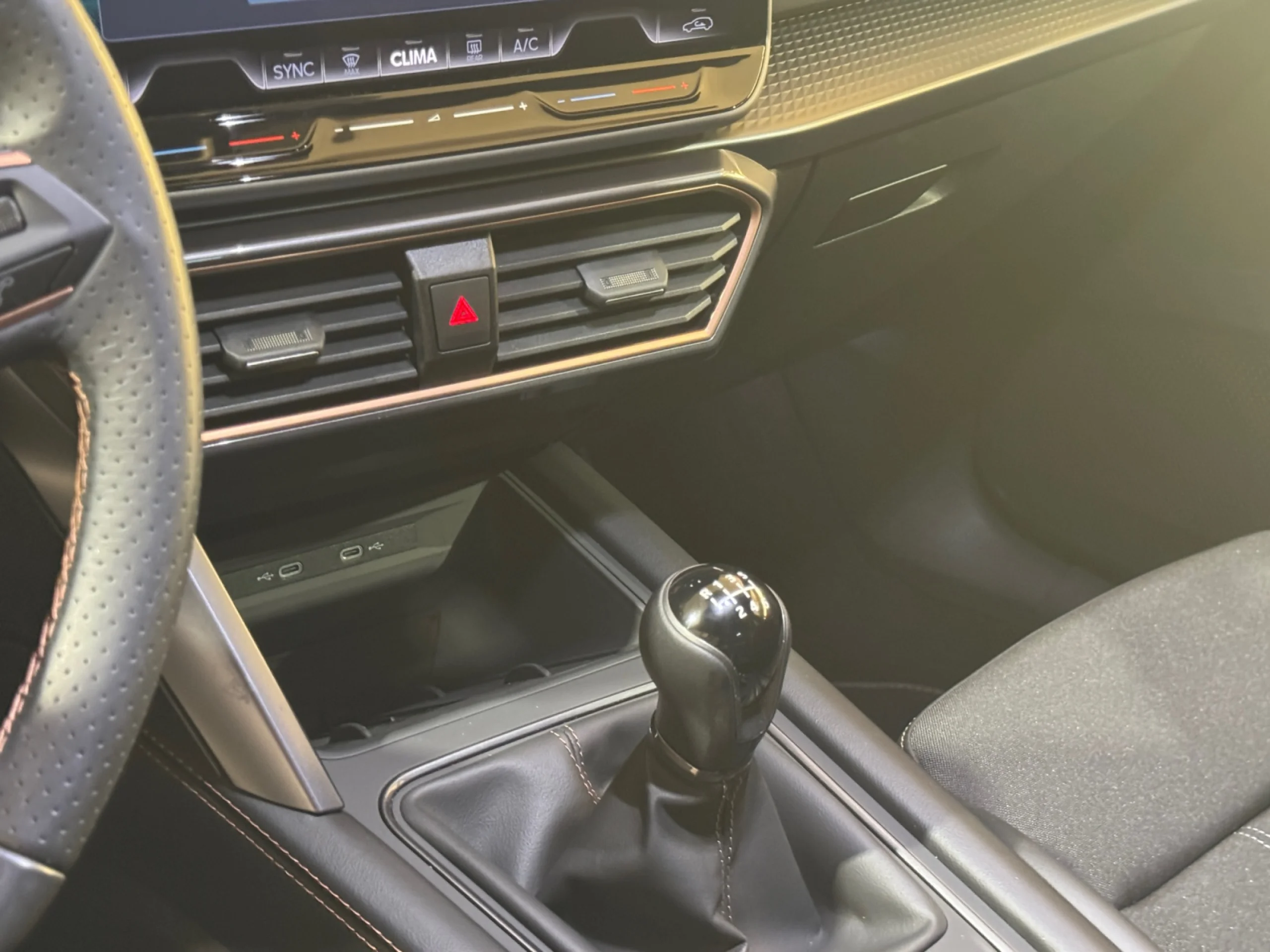 CUPRA LEON 1.5 TSI 110KW (150CV) - Foto 10