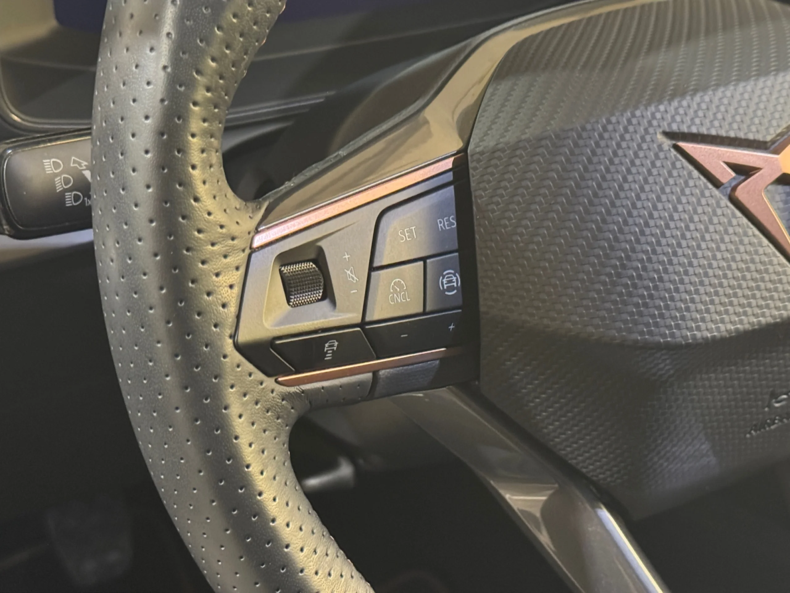 CUPRA LEON 1.5 TSI 110KW (150CV) - Foto 11