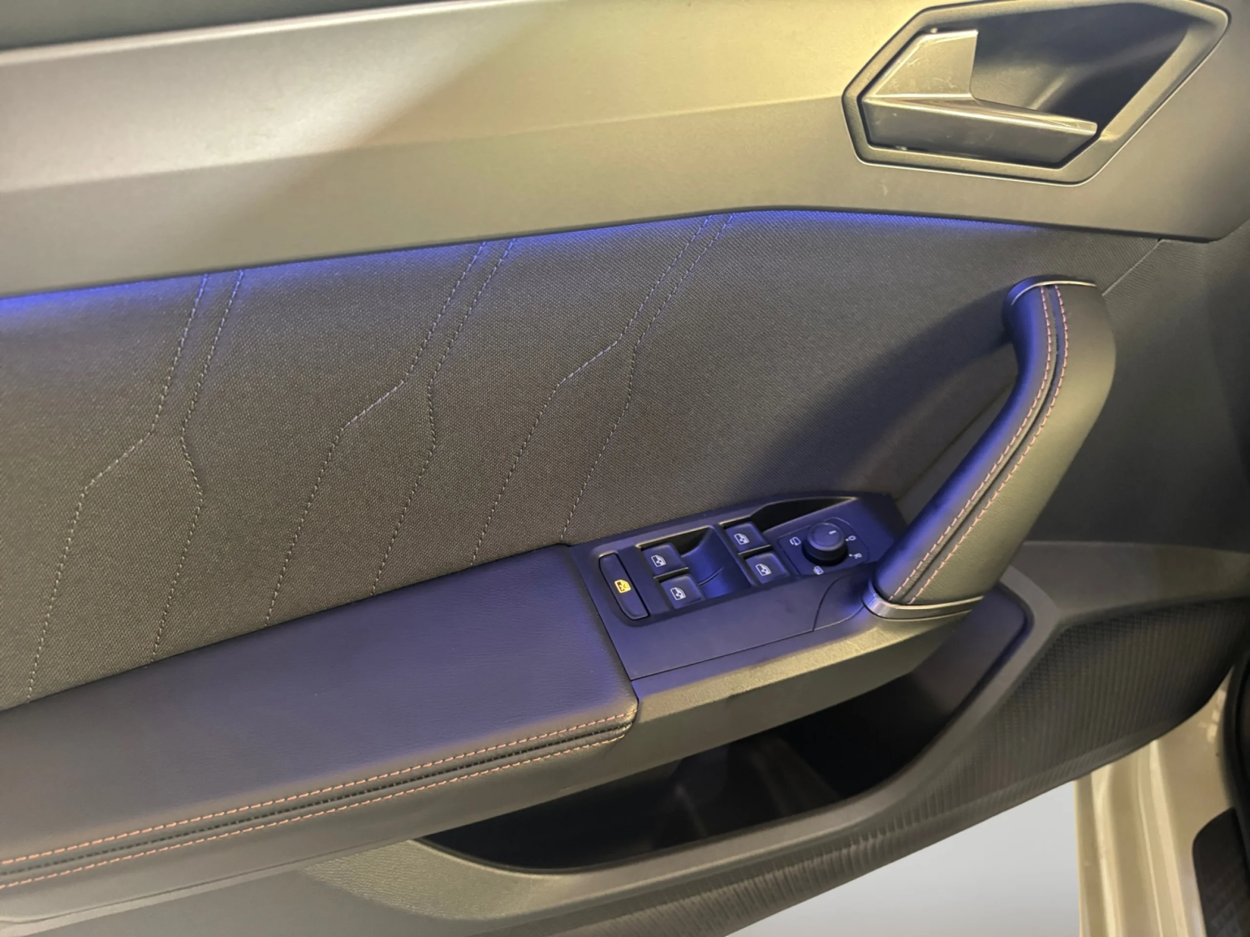 CUPRA LEON 1.5 TSI 110KW (150CV) - Foto 13