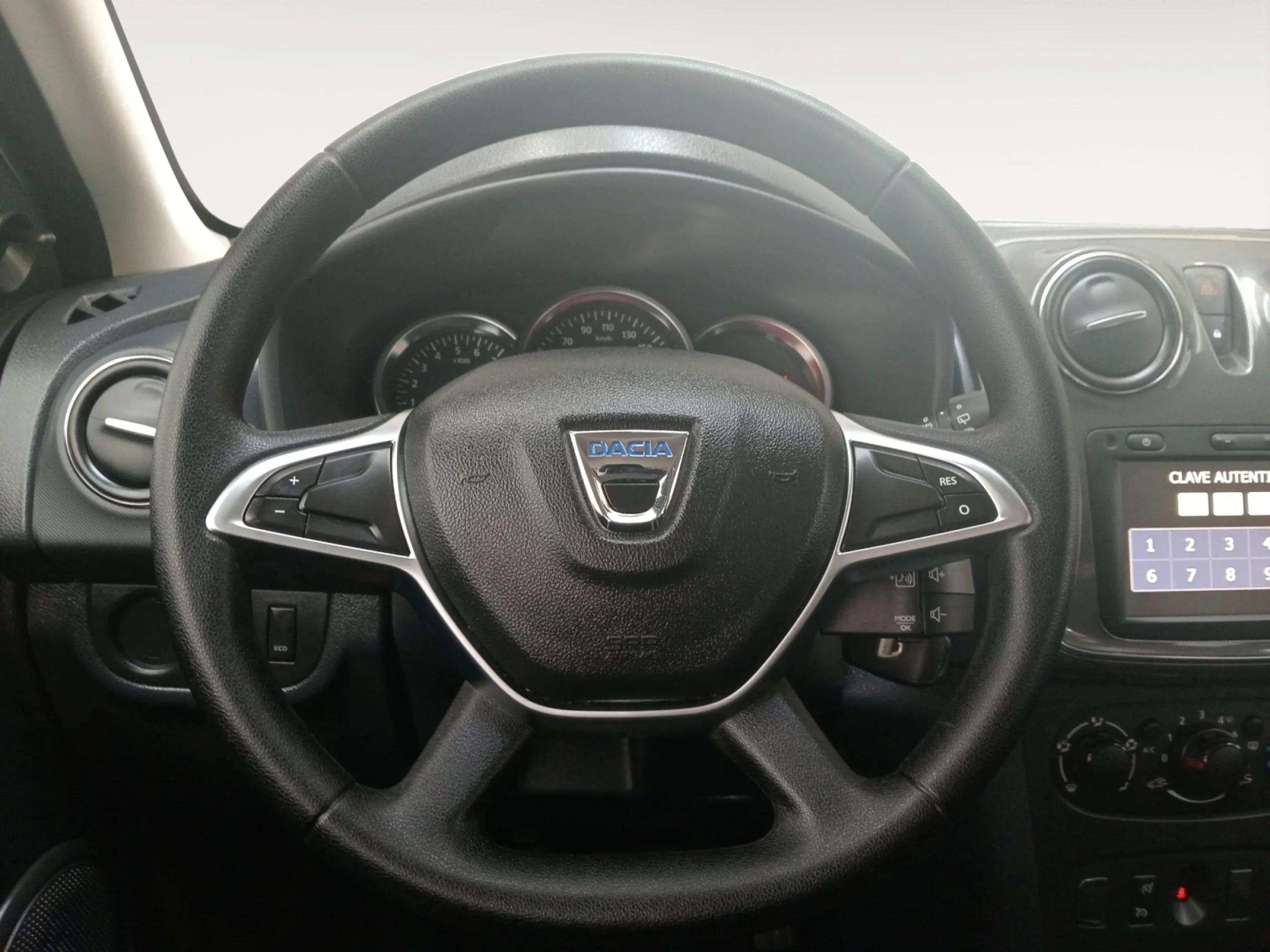 DACIA SANDERO STEPWAY ESSENTIAL TCE 66KW (90CV) - Foto 10