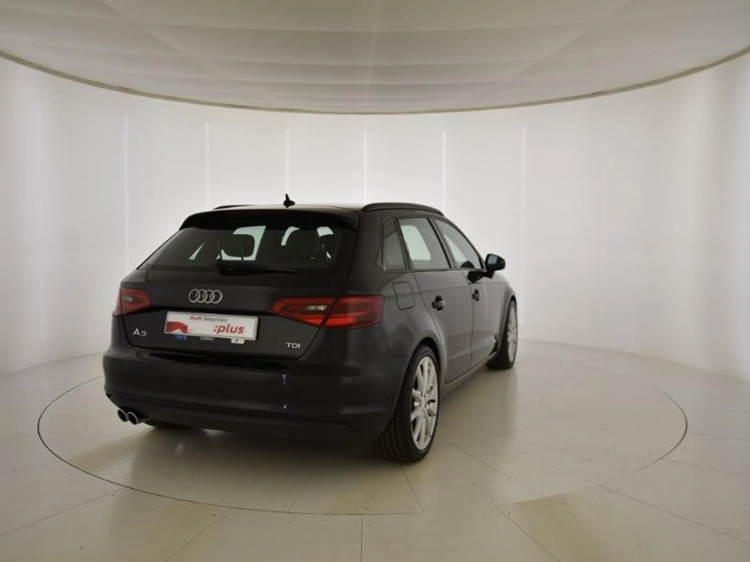 AUDI A3 SPORTBACK 2.0 TDI CLEAN D. 184 AMBIENTE - Foto 2