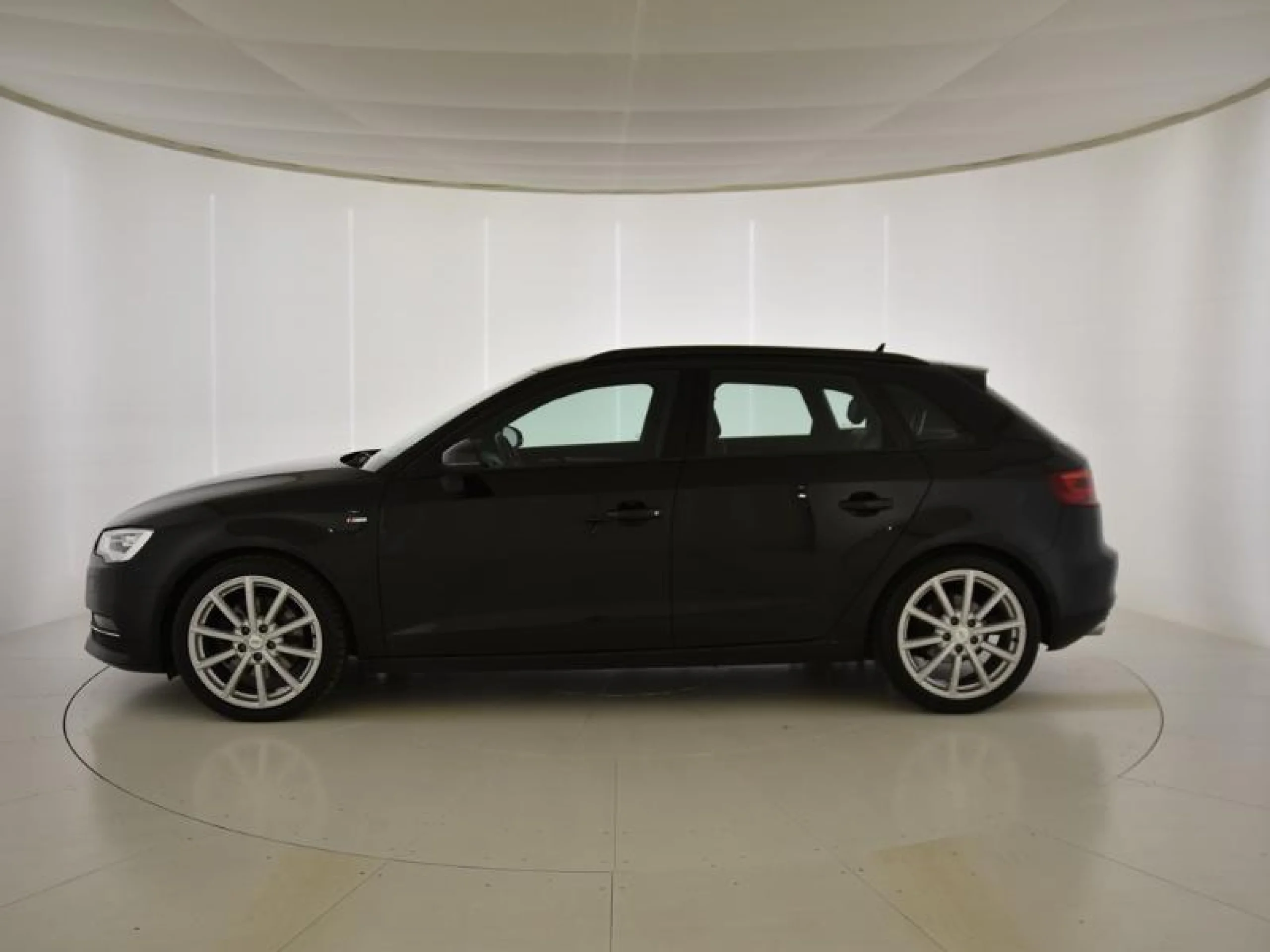 AUDI A3 SPORTBACK 2.0 TDI CLEAN D. 184 AMBIENTE - Foto 11