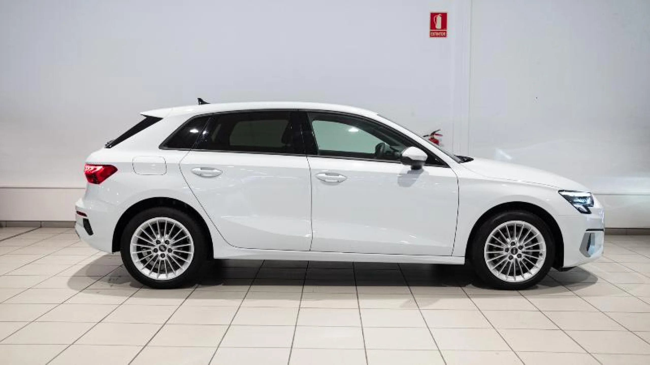 AUDI A3 SPORTBACK ADVANCED 30 TDI 85KW (116CV) - Foto 3
