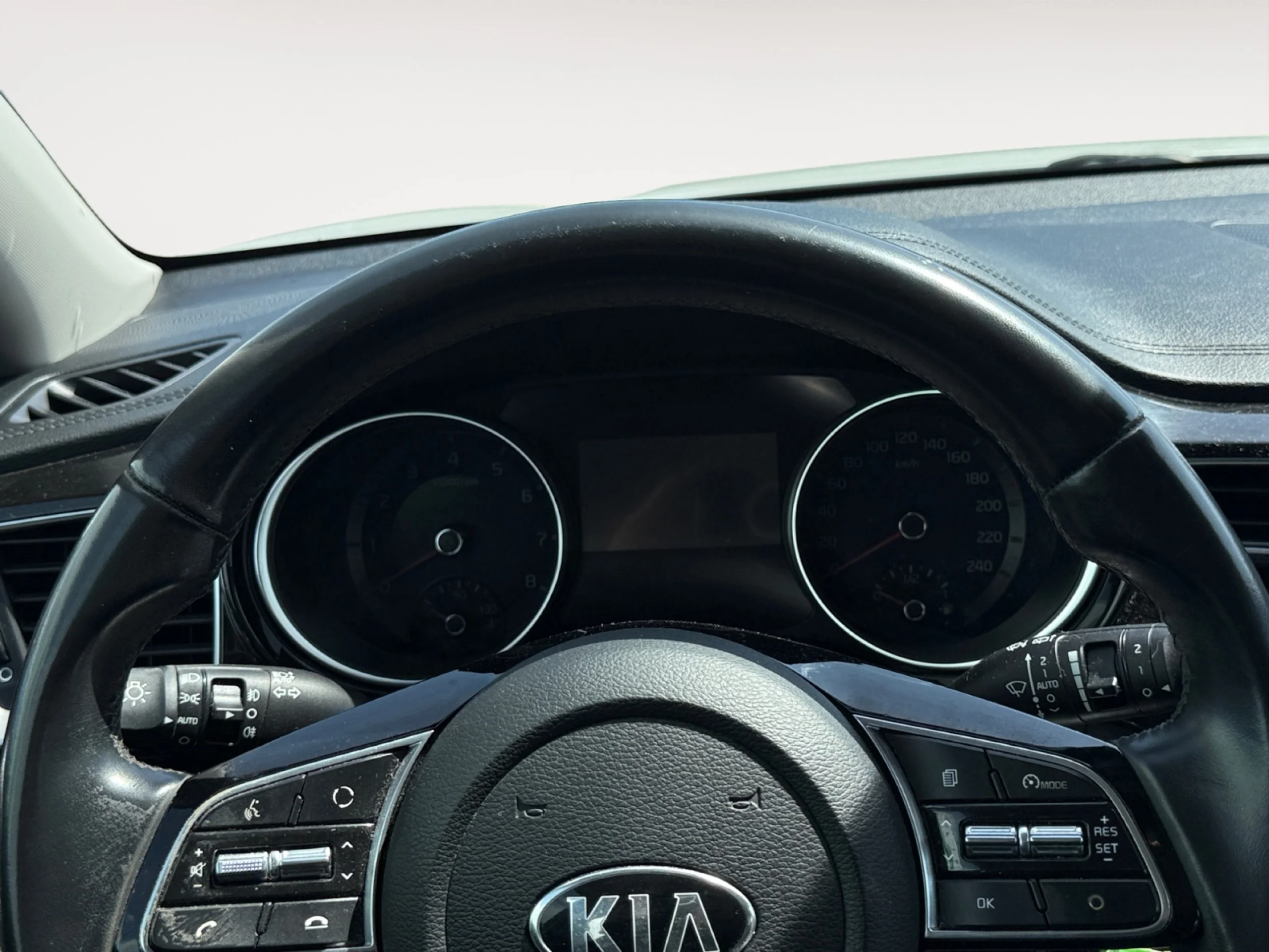 KIA XCEED 1.4 T GDI BUSINESS 103KW (140CV) DCT - Foto 10