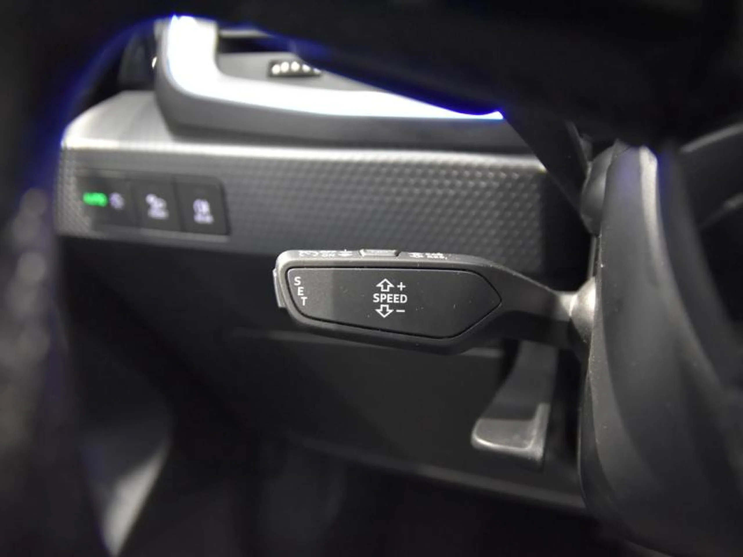 AUDI A1 SPORTBACK ADRENALIN 30 TFSI 85KW S TRON - Foto 17