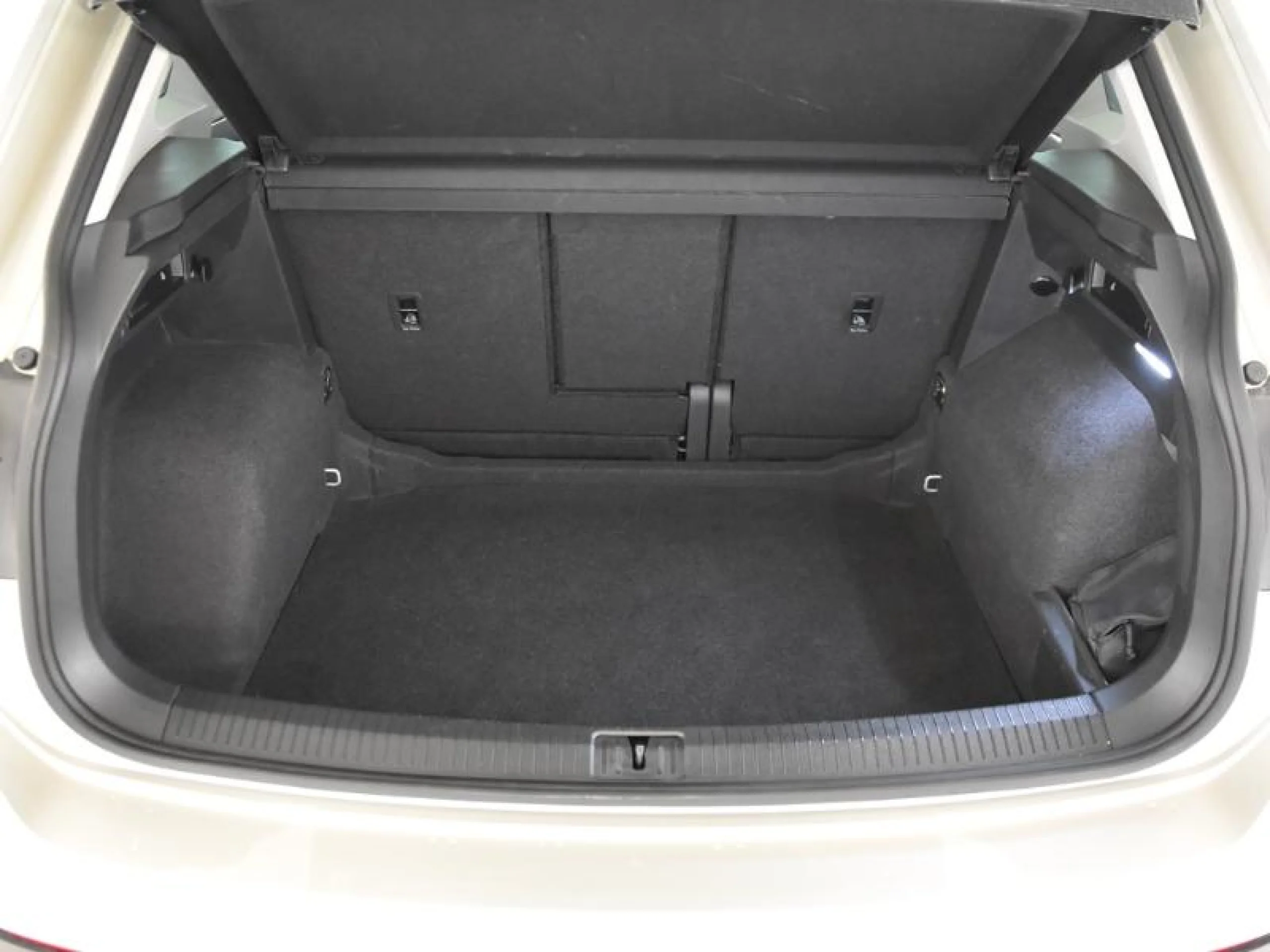 VOLKSWAGEN TIGUAN LIFE 1.5 TSI 110KW (150CV) - Foto 7