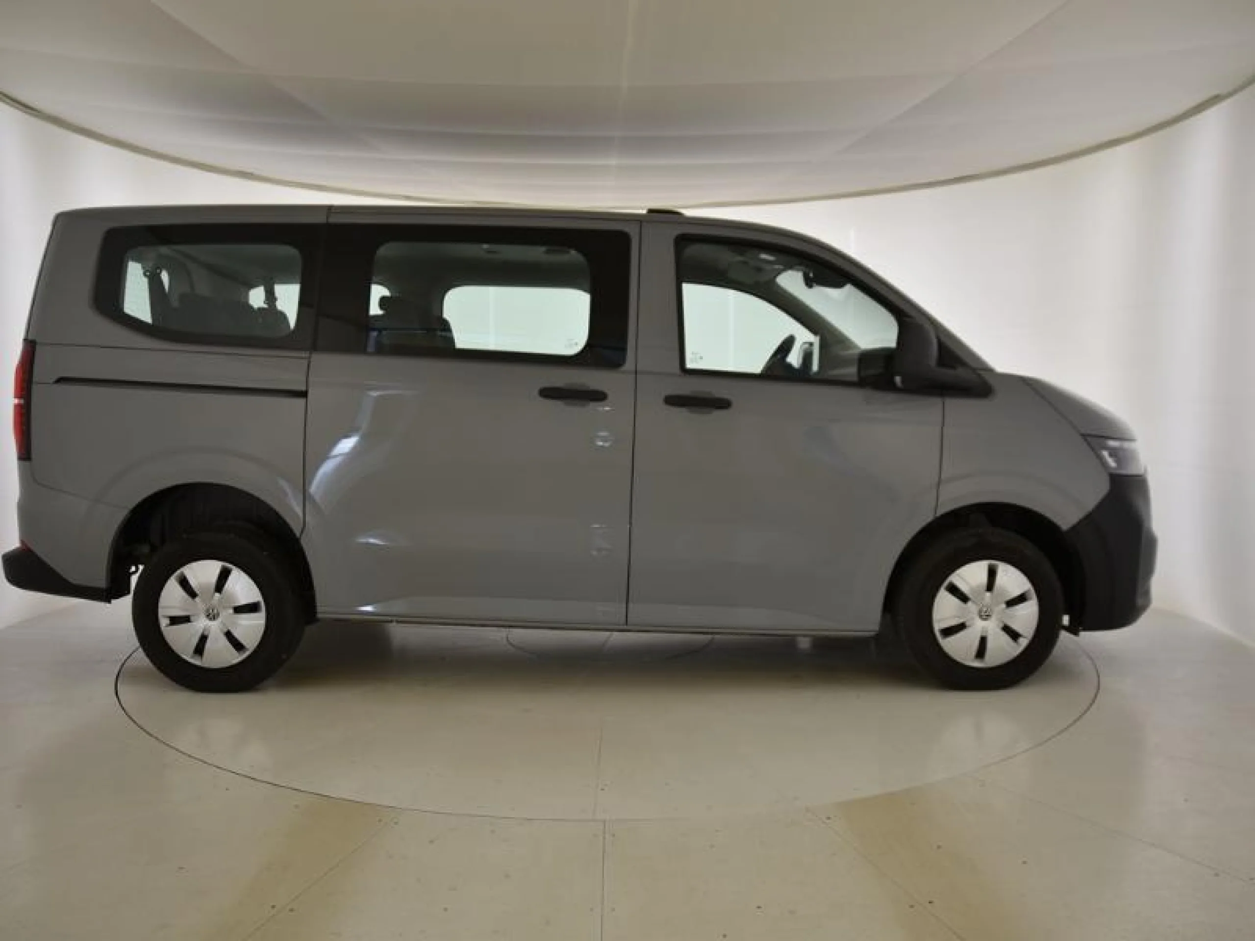 VOLKSWAGEN CARAVELLE CORTA 2.0 TDI 81 KW (110 CV) 6 VE - Foto 3