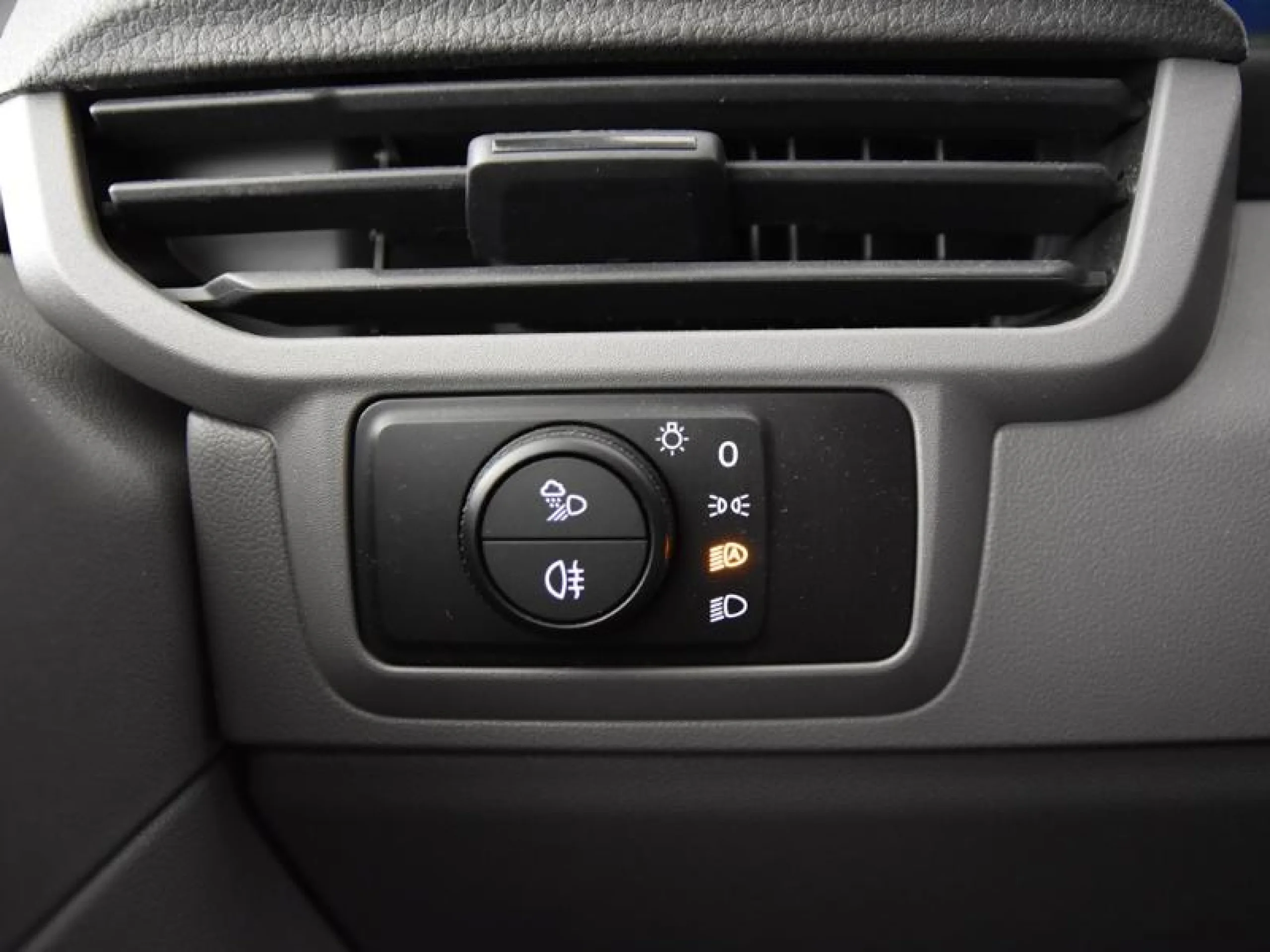 VOLKSWAGEN CARAVELLE CORTA 2.0 TDI 81 KW (110 CV) 6 VE - Foto 17