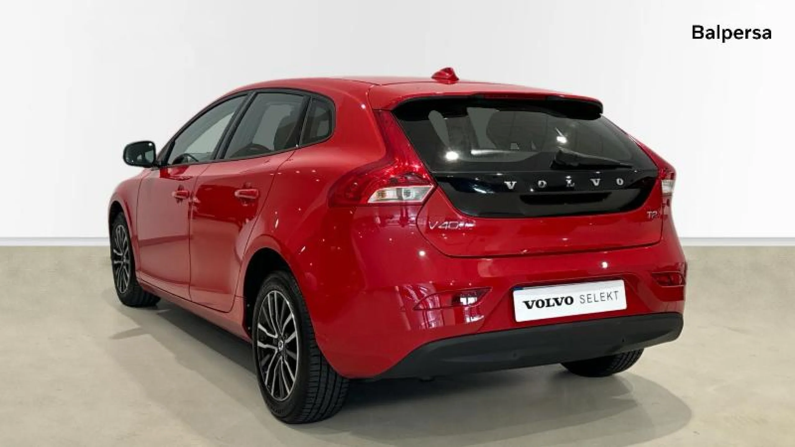 VOLVO V40 1.5 T2 MOMENTUM AUTO - Foto 2