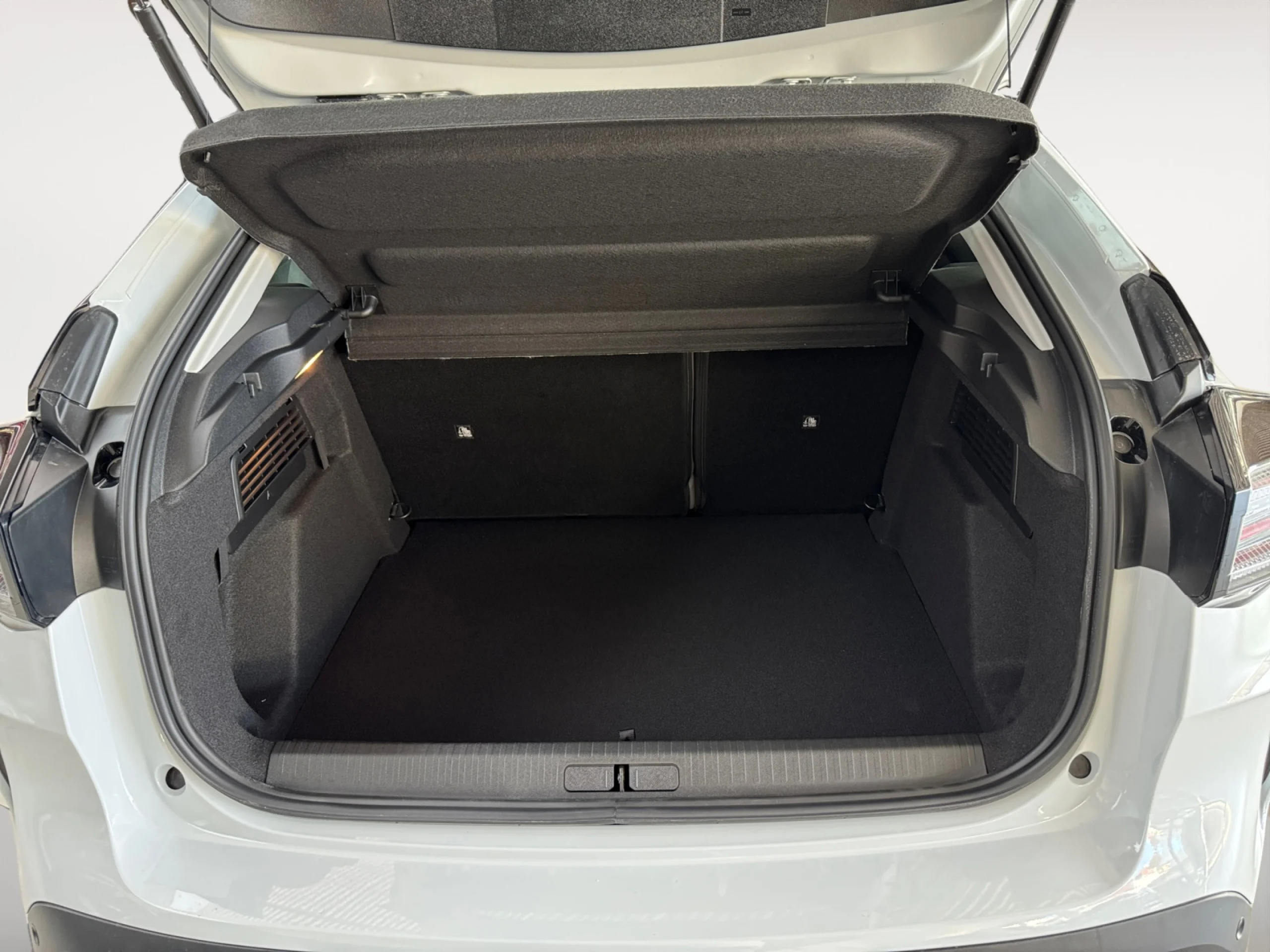 CITROEN C4 HYBRID 145 Ë DCS6 BUSINESS EDITION - Foto 6