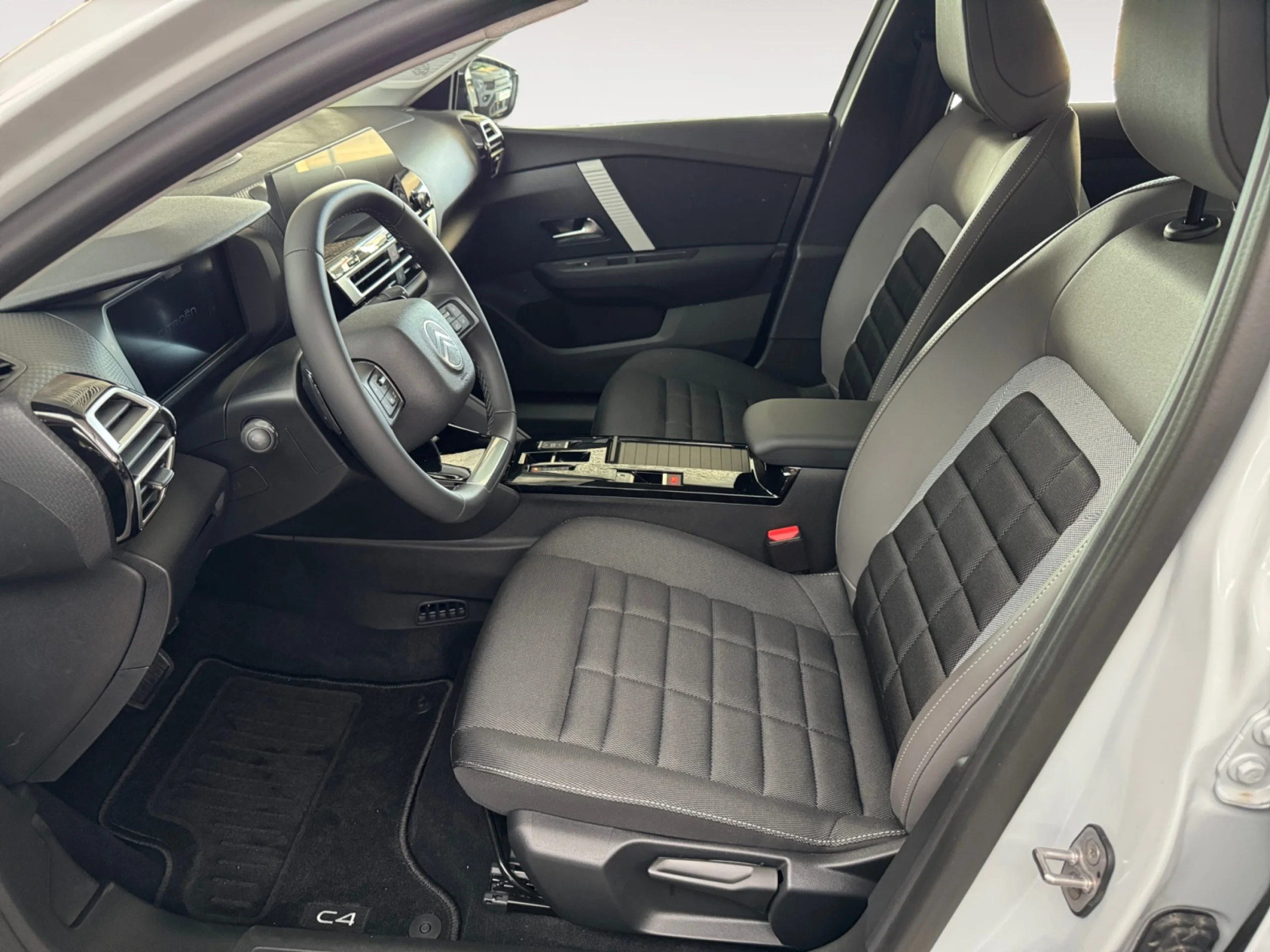 CITROEN C4 HYBRID 145 Ë DCS6 BUSINESS EDITION - Foto 9