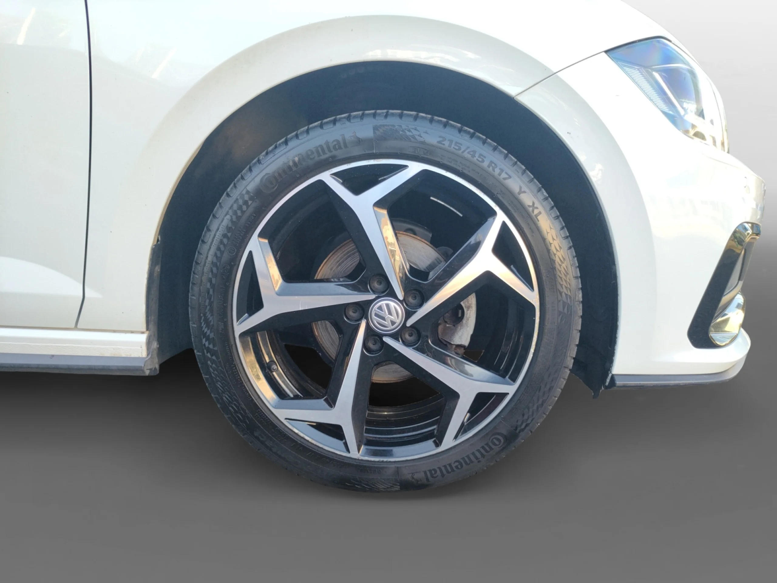 VOLKSWAGEN POLO 1.0 TSI 70KW (95CV) R LINE - Foto 8