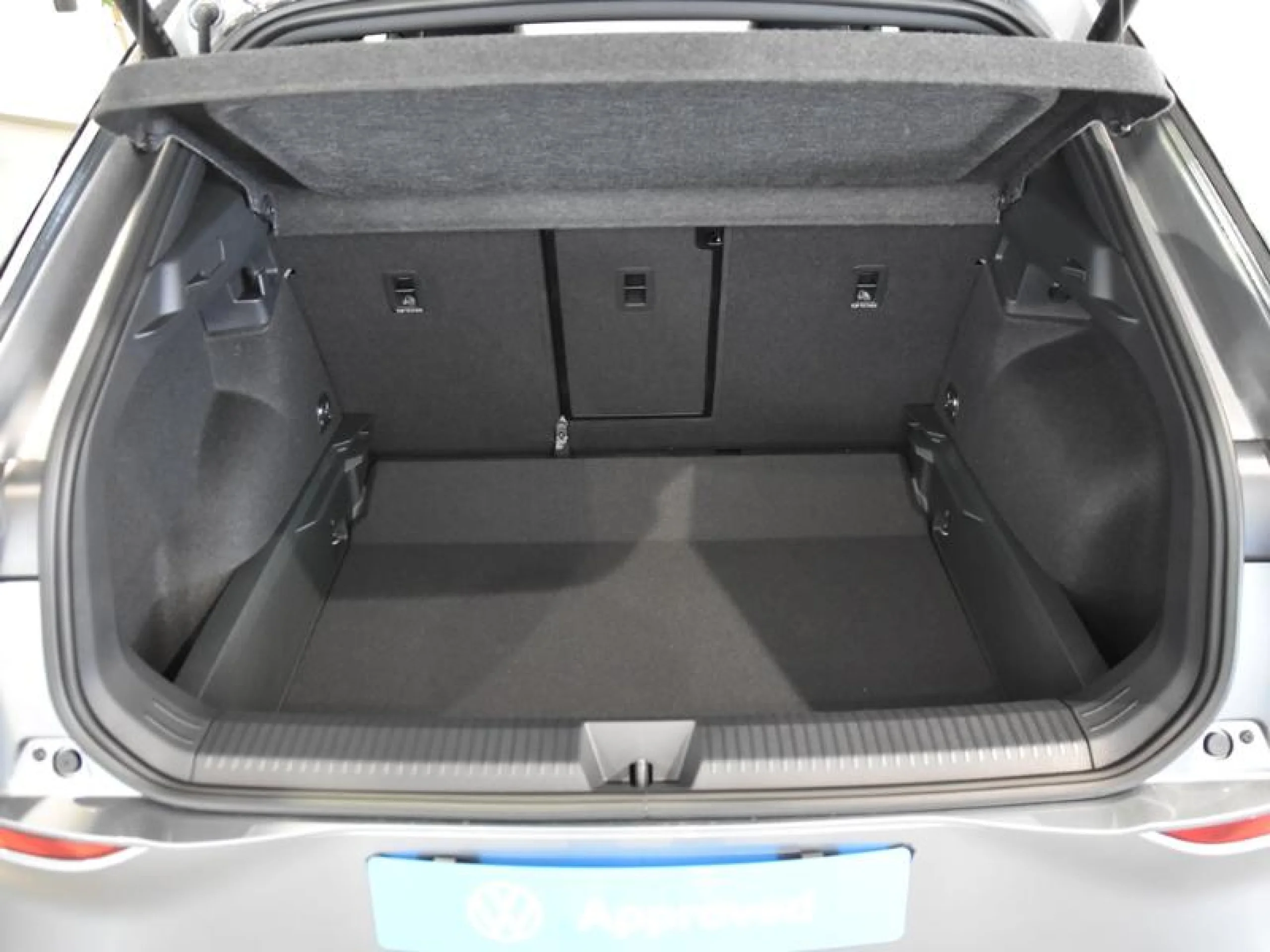 VOLKSWAGEN T ROC T ROC R LINE  1.5 ETSI 110 KW (150 CV)  AUTOMÁTICO DSG 7 VEL. - Foto 7