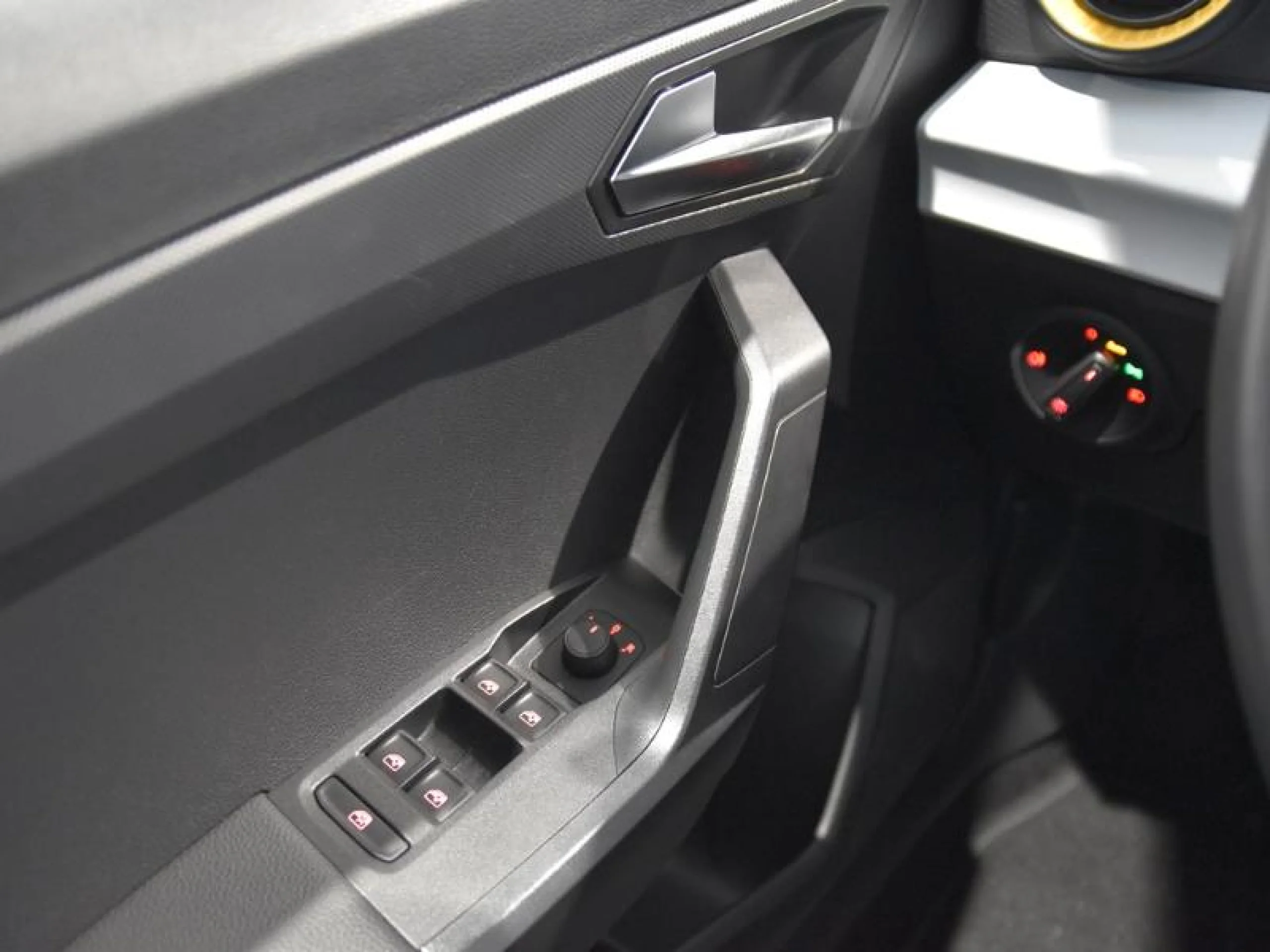 SEAT ARONA 1.0 TSI 81KW (110CV) STYLE - Foto 18