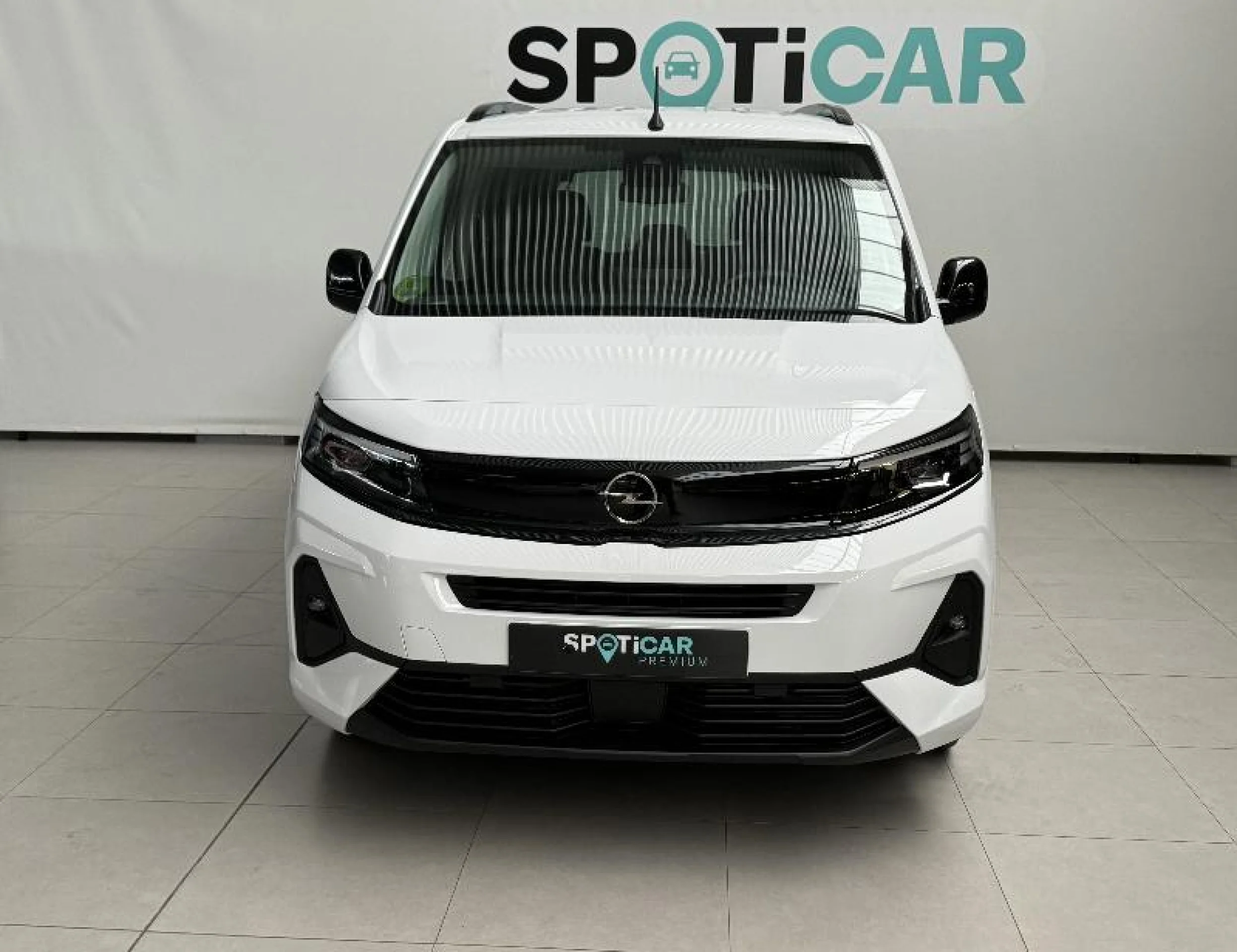 OPEL COMERCIALES COMBO NUEVO COMBO 100 CV 1.5 TD S/S MT6 €6.4 - Foto 2