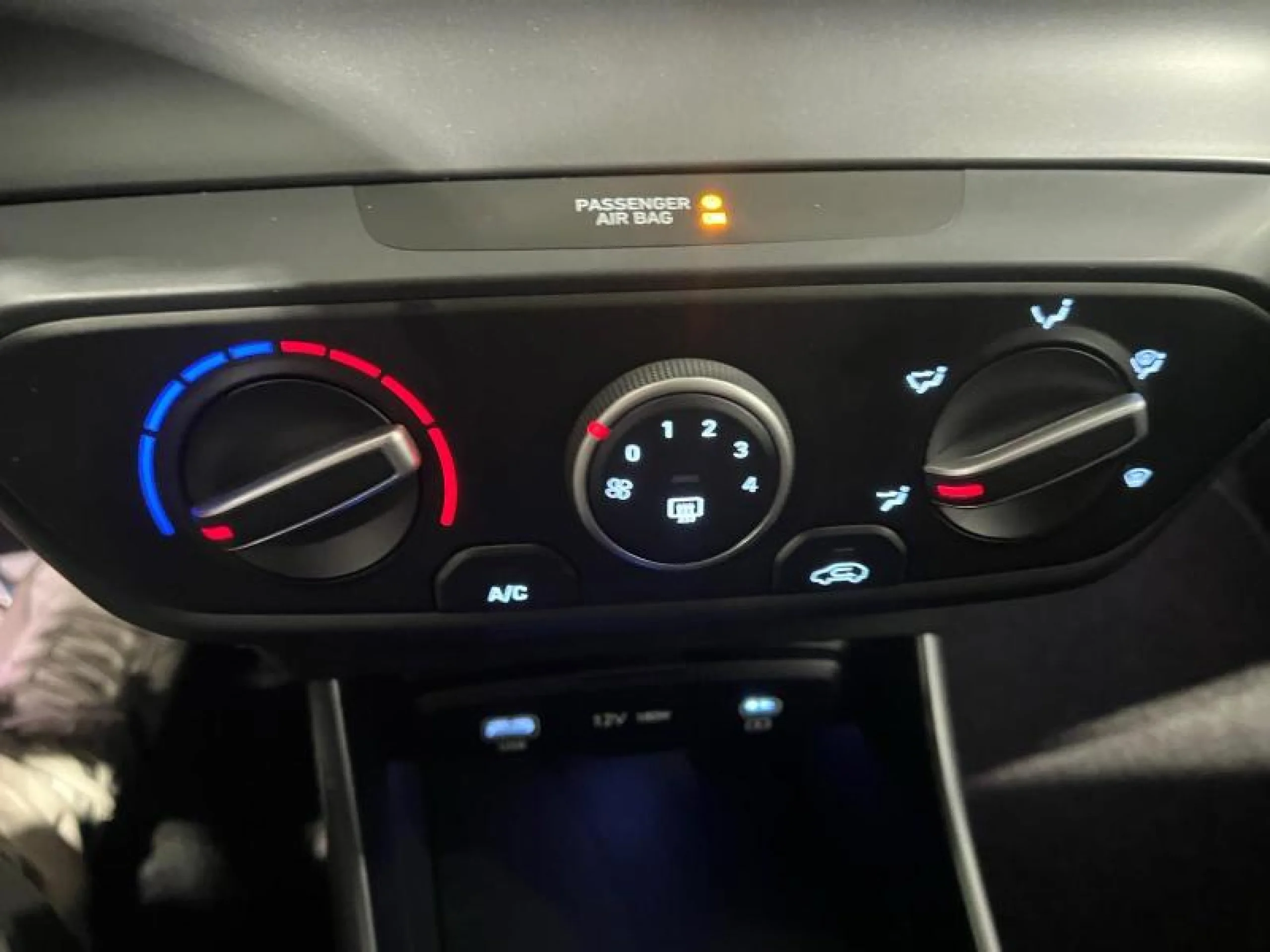 HYUNDAI BAYON 1.0 TGDI 74KW (100CV) 48V MAXX DCT - Foto 12