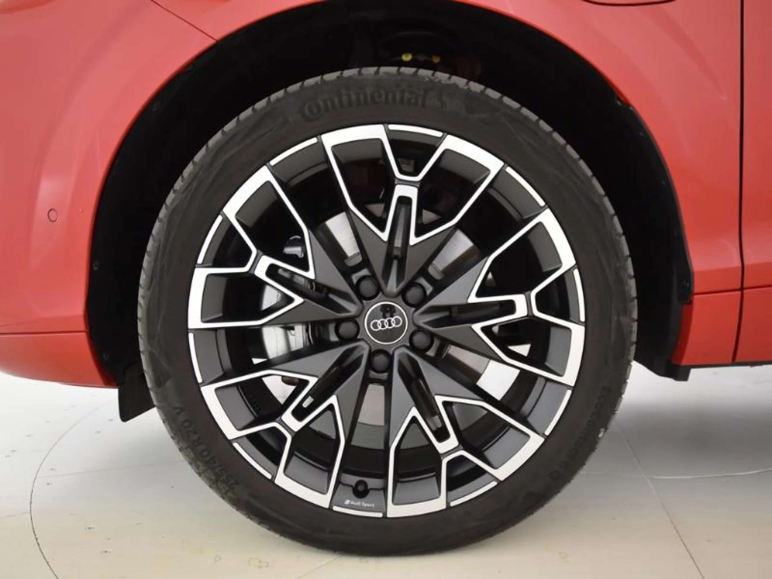 AUDI Q3 SPORTBACK BLACK LINE E HYBRID 200 KW - Foto 9