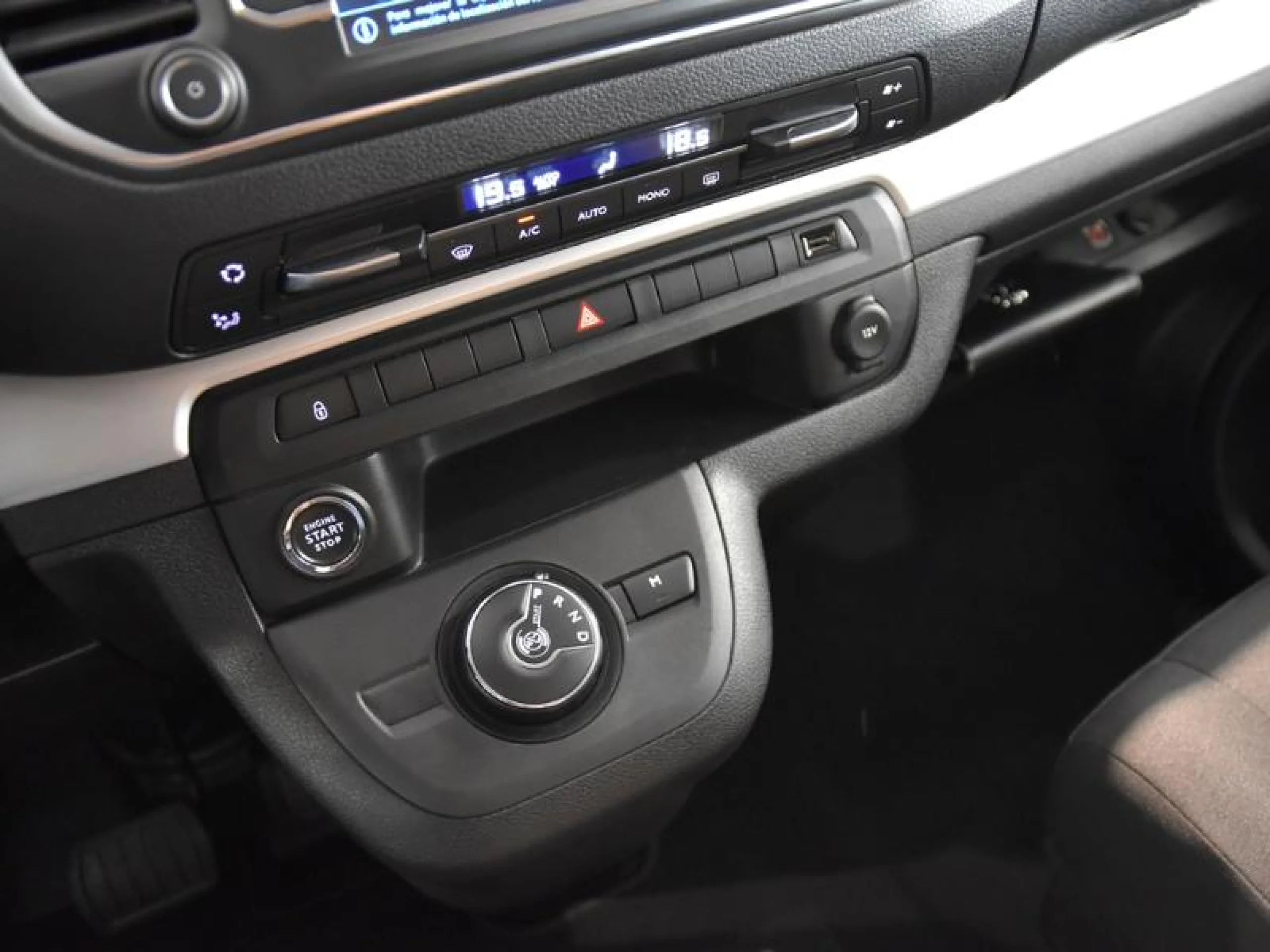 PEUGEOT TRAVELLER ALLURE BLUEHDI 180 S&S EAT8 LONG - Foto 12