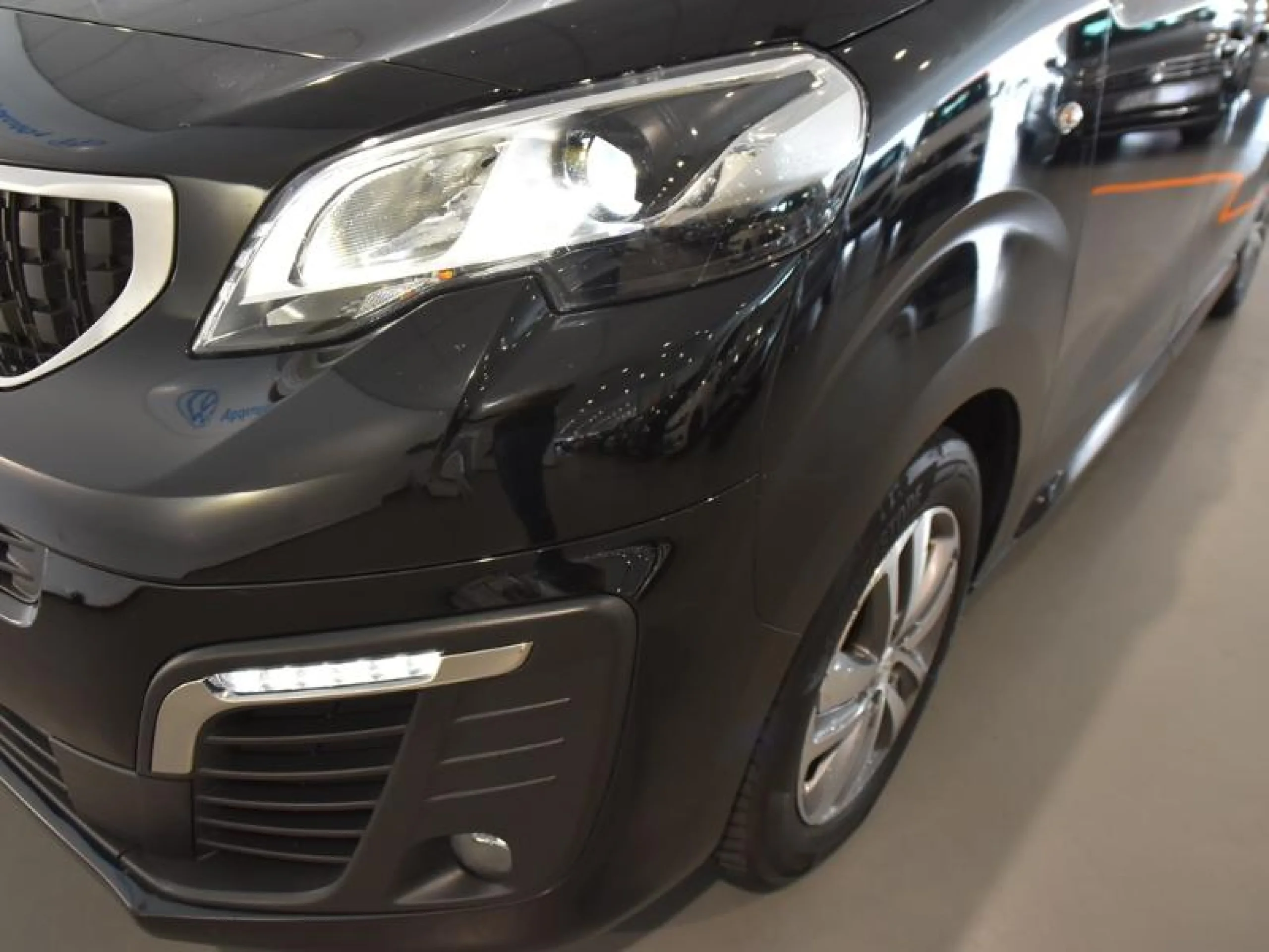 PEUGEOT TRAVELLER ALLURE BLUEHDI 180 S&S EAT8 LONG - Foto 22