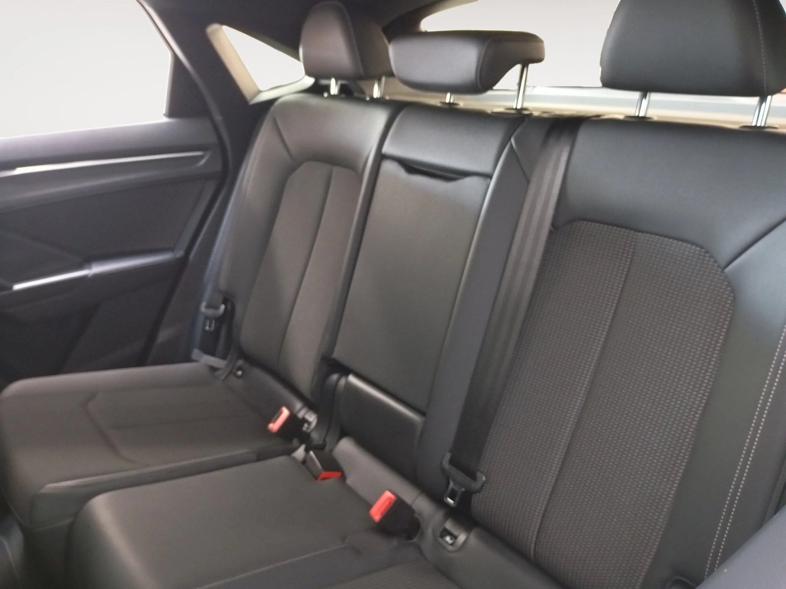 AUDI Q3 SPORTBACK 45 TFSI E 180KW S TRONIC S LINE - Foto 6
