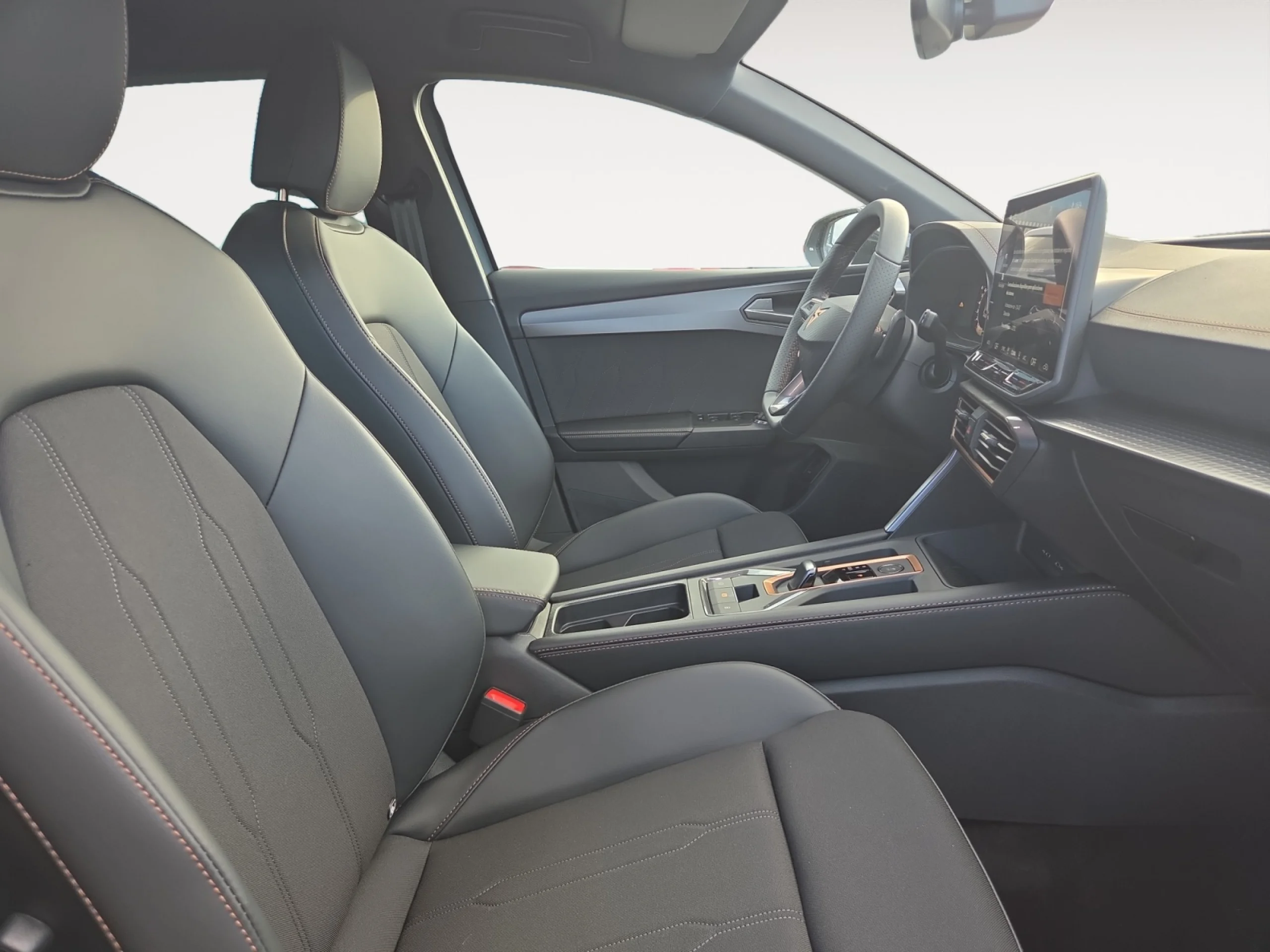 CUPRA LEON SP 1.5 ETSI 110KW (150CV) DSG - Foto 5