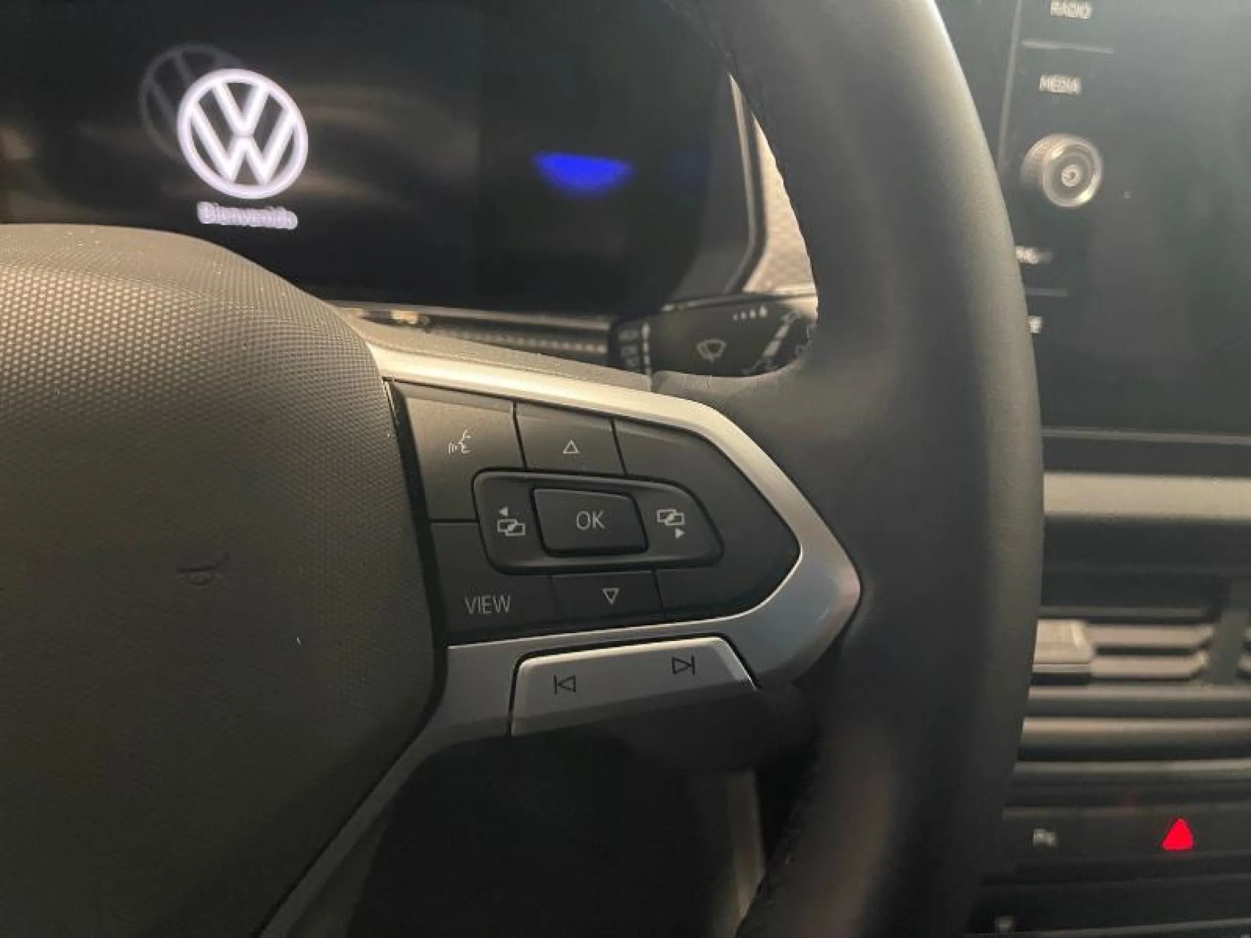 VOLKSWAGEN T CROSS ADVANCE 1.0 TSI 81KW (110CV) - Foto 10