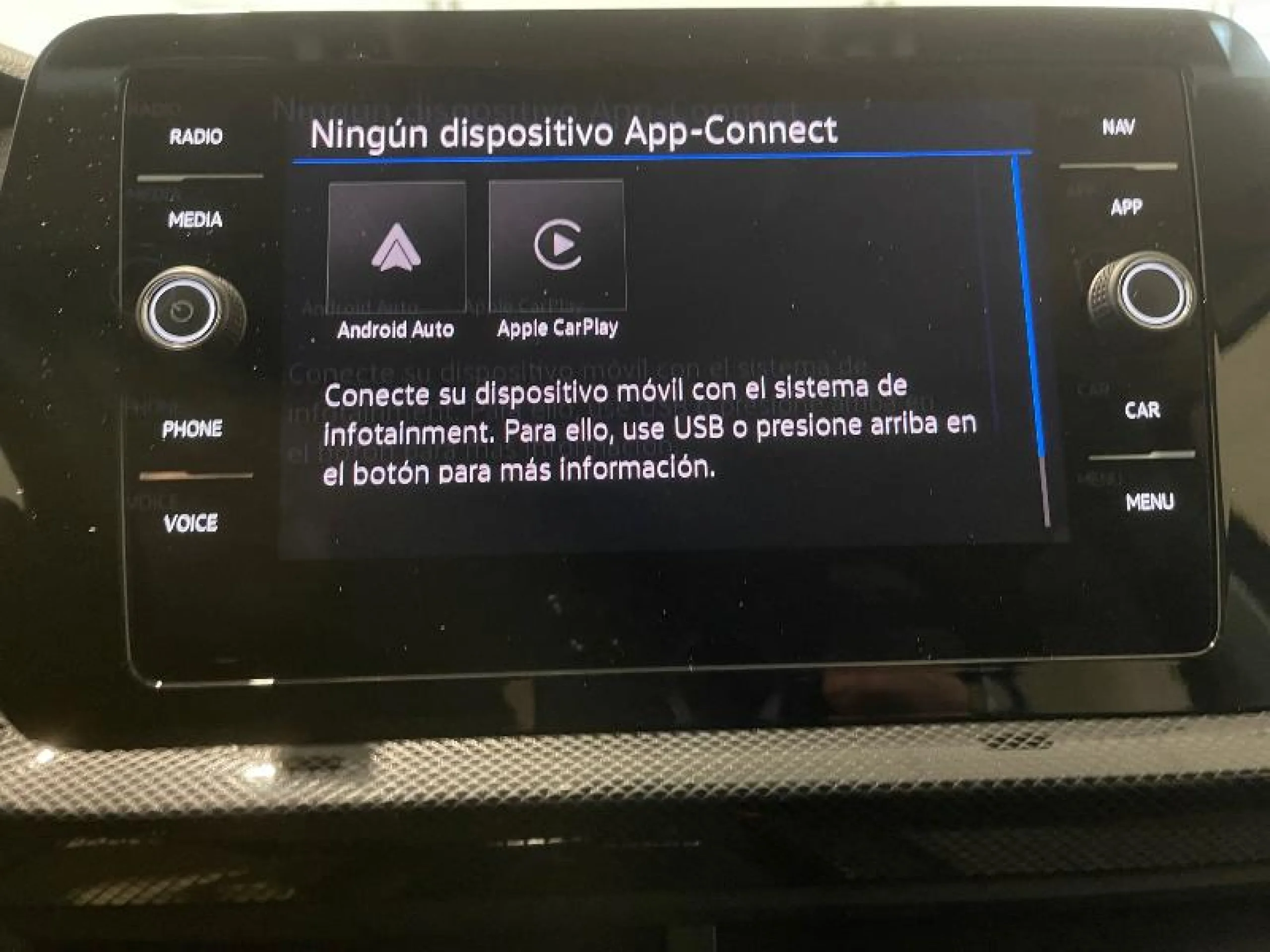 VOLKSWAGEN T CROSS ADVANCE 1.0 TSI 81KW (110CV) - Foto 14