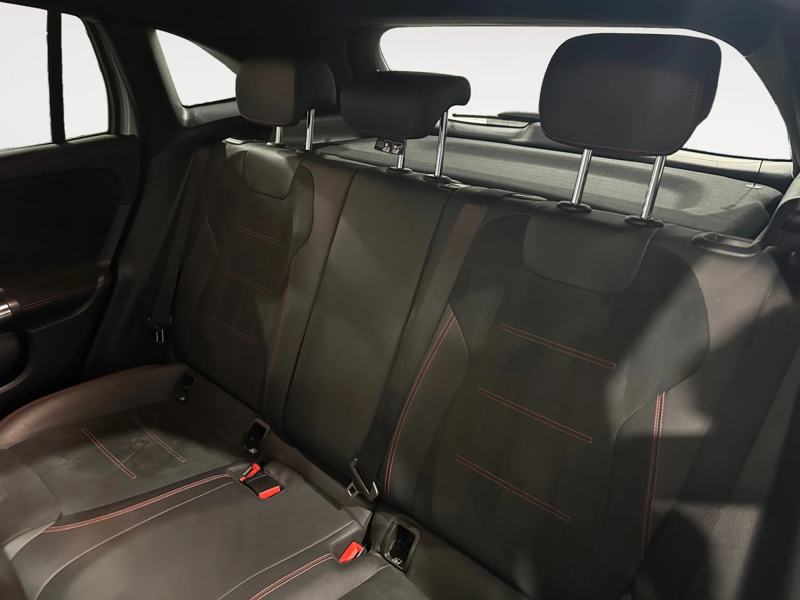 MERCEDES-BENZ GLA GLA 200 D - Foto 6