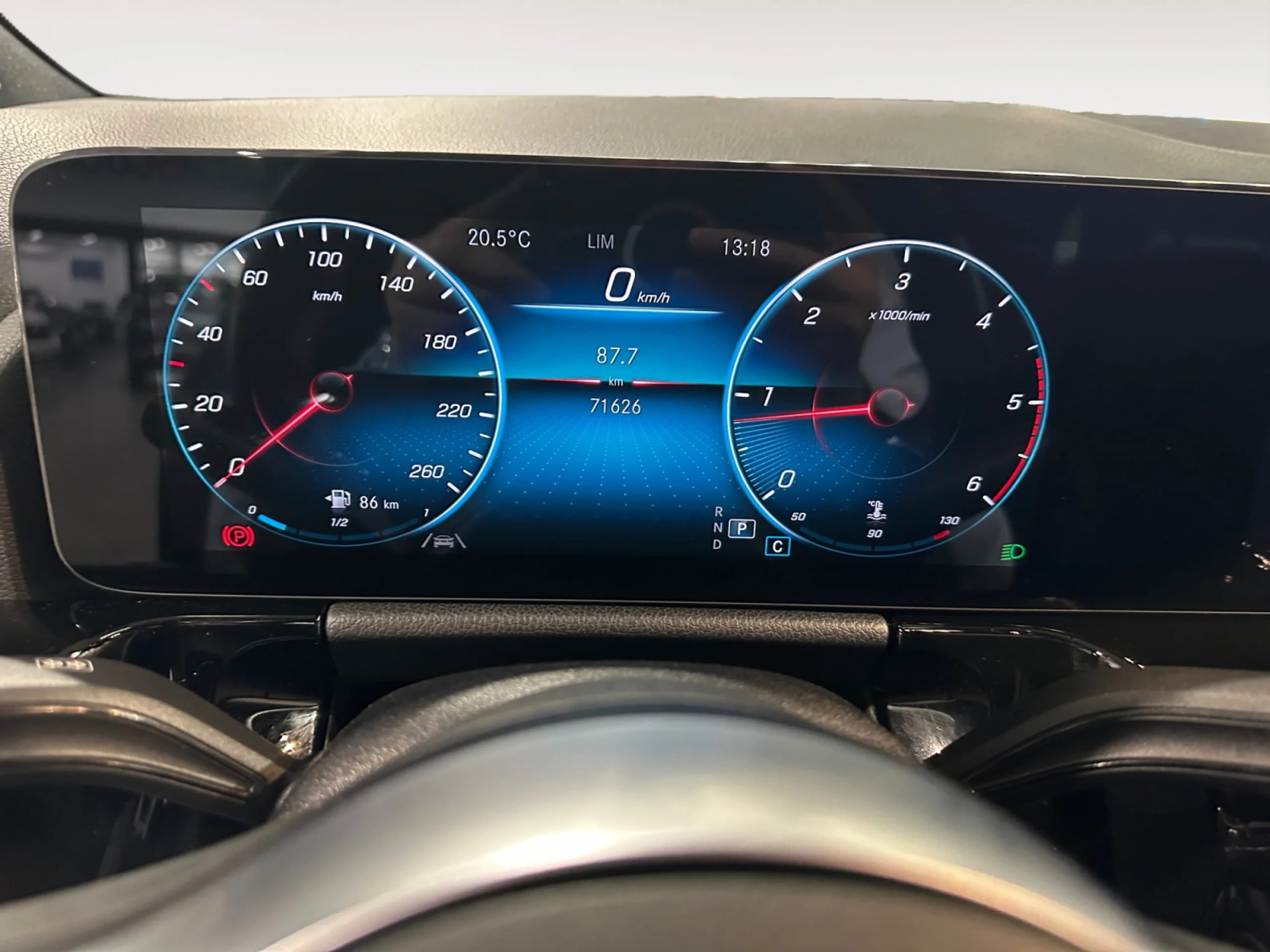 MERCEDES-BENZ GLA GLA 200 D - Foto 10