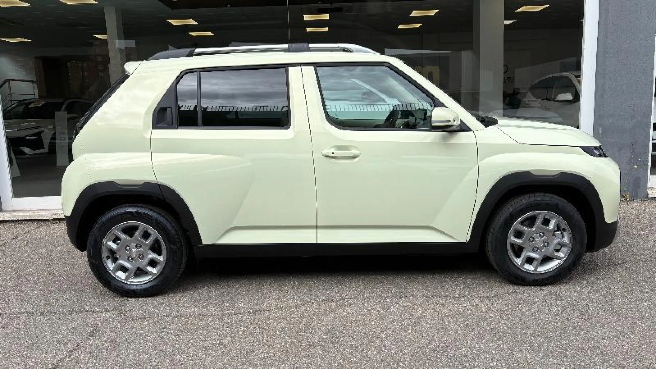 HYUNDAI INSTER 49KWH 85KW (115CV) MAXX - Foto 4