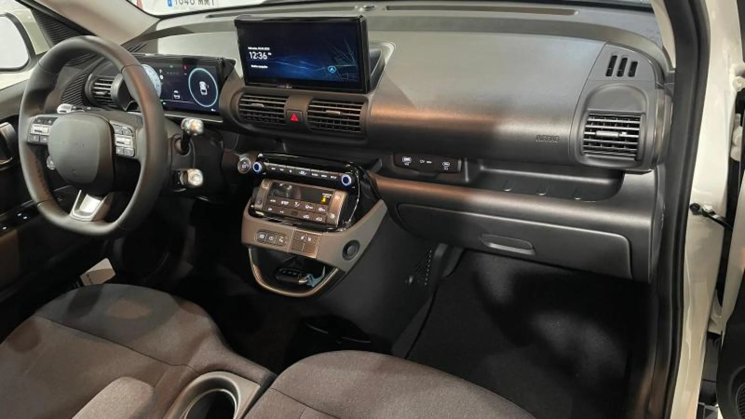 HYUNDAI INSTER 49KWH 85KW (115CV) MAXX - Foto 15