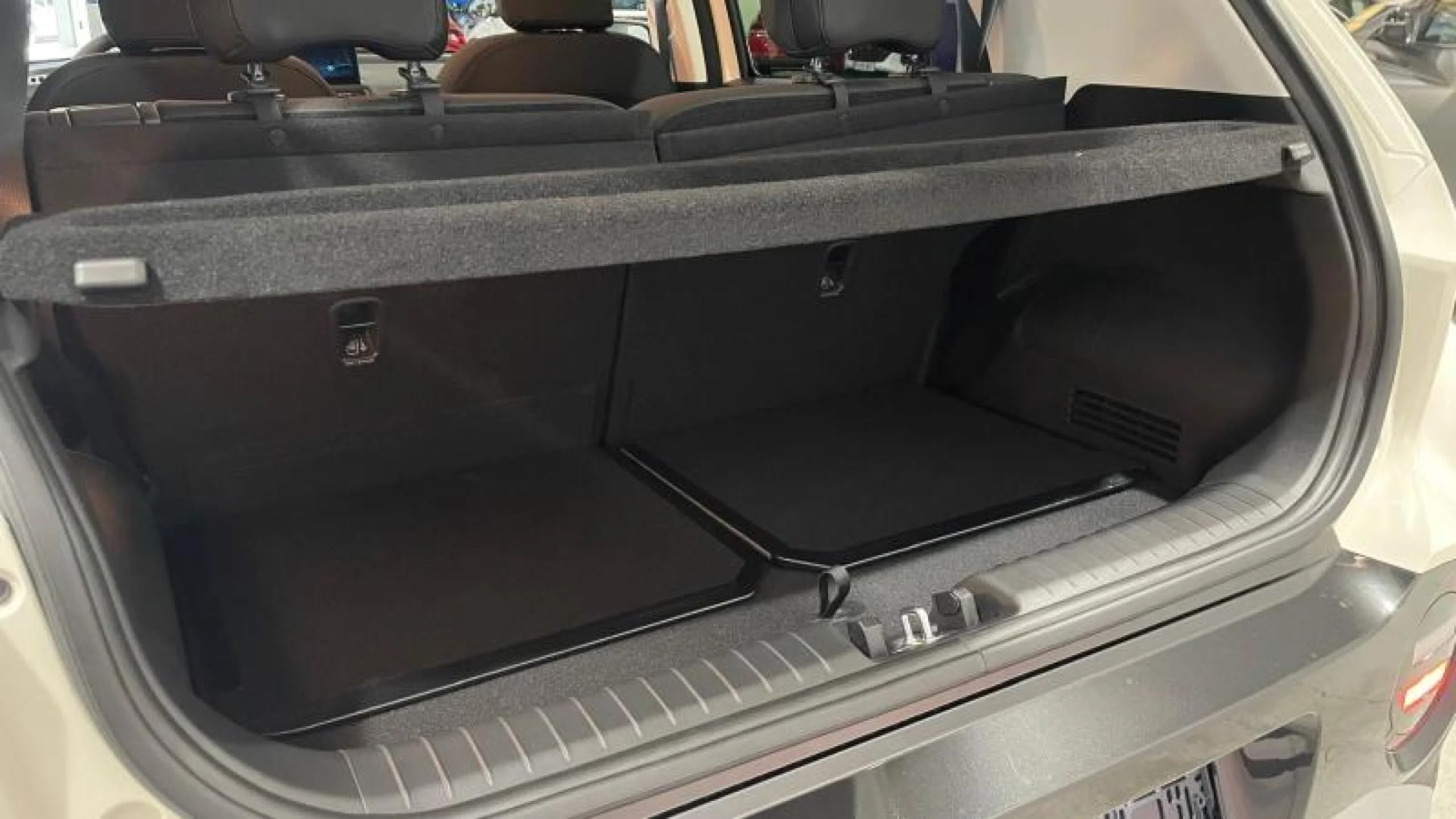 HYUNDAI INSTER 49KWH 85KW (115CV) MAXX - Foto 27