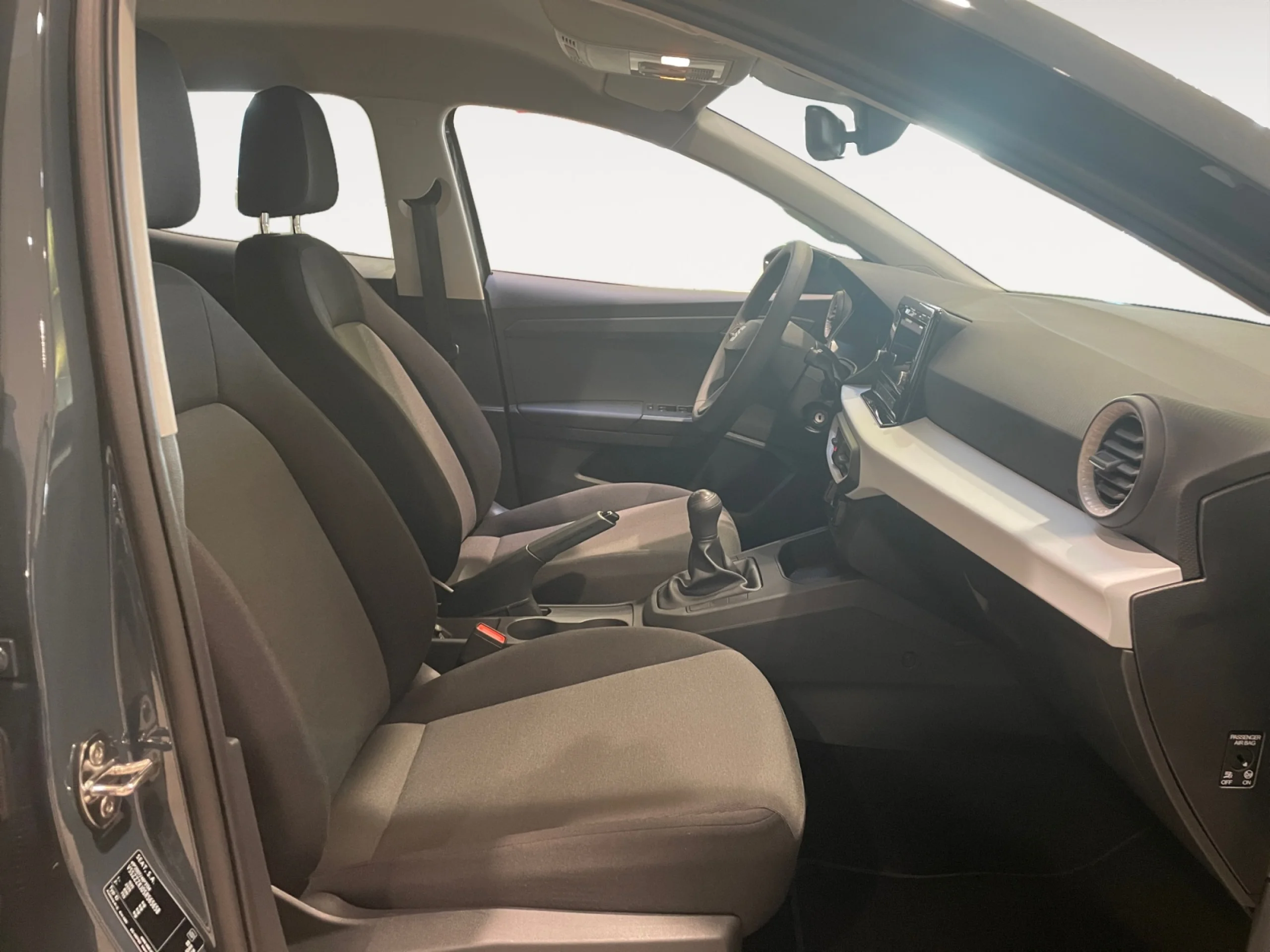 SEAT IBIZA 1.0 MPI 59KW (80CV) REFERENCE XM - Foto 5